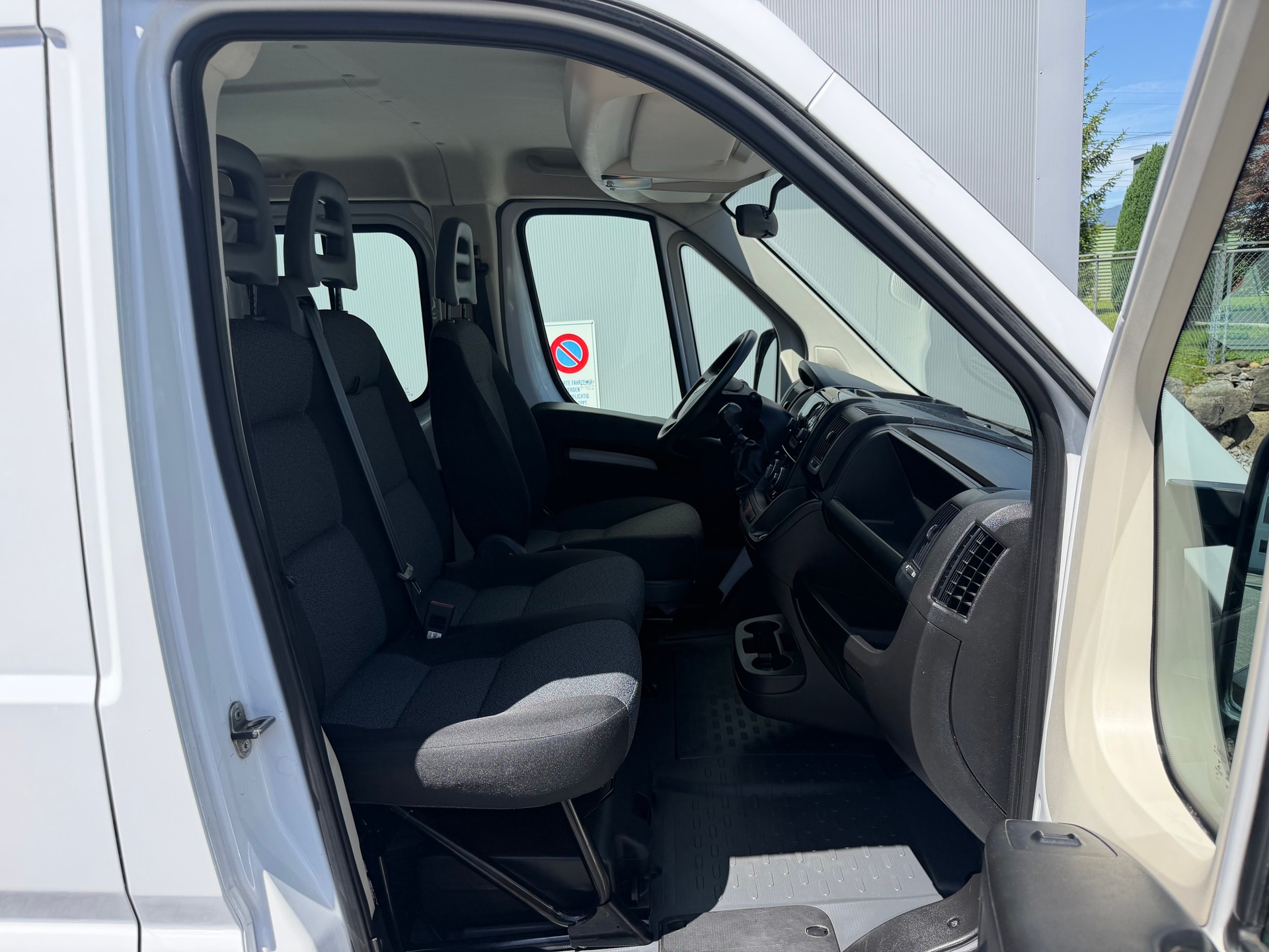 FIAT Ducato 35 2.3 MJ*TOP ZUSTAND*NUR 44000 KM*7-PLÄTZE*KLIMA*AHK*-image-21