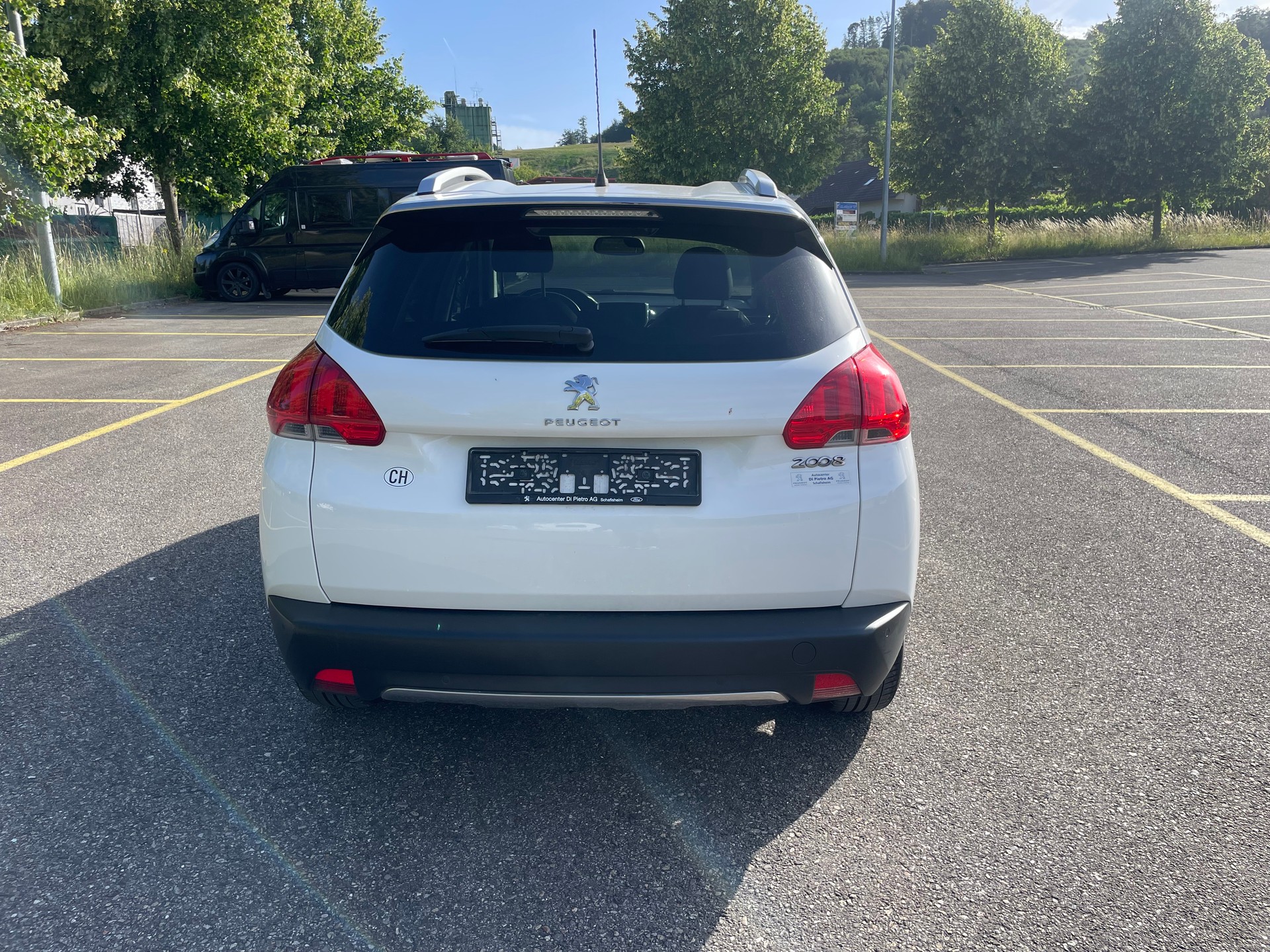 PEUGEOT 2008 1.6 VTI Active-image-6