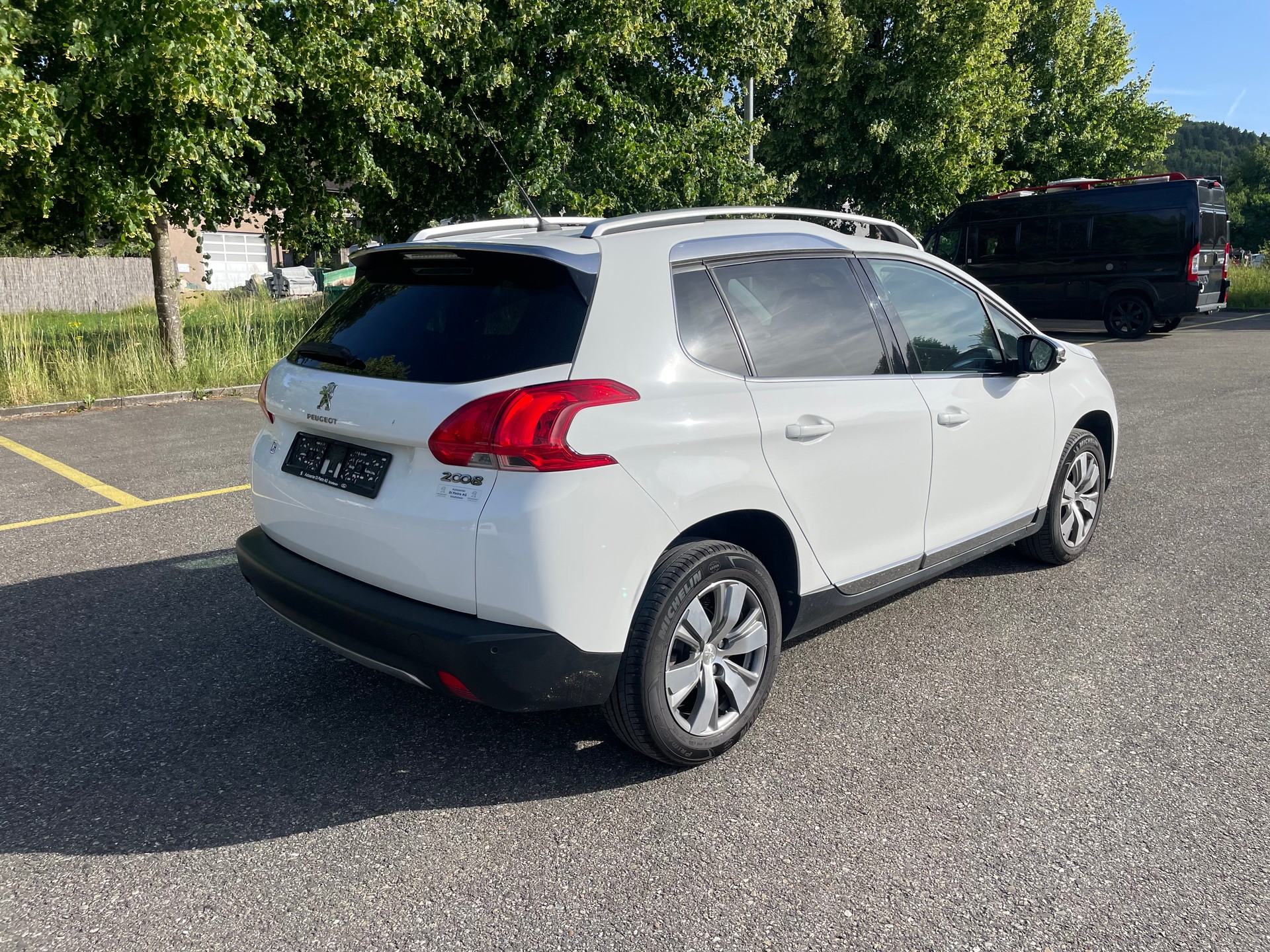 PEUGEOT 2008 1.6 VTI Active-image-5