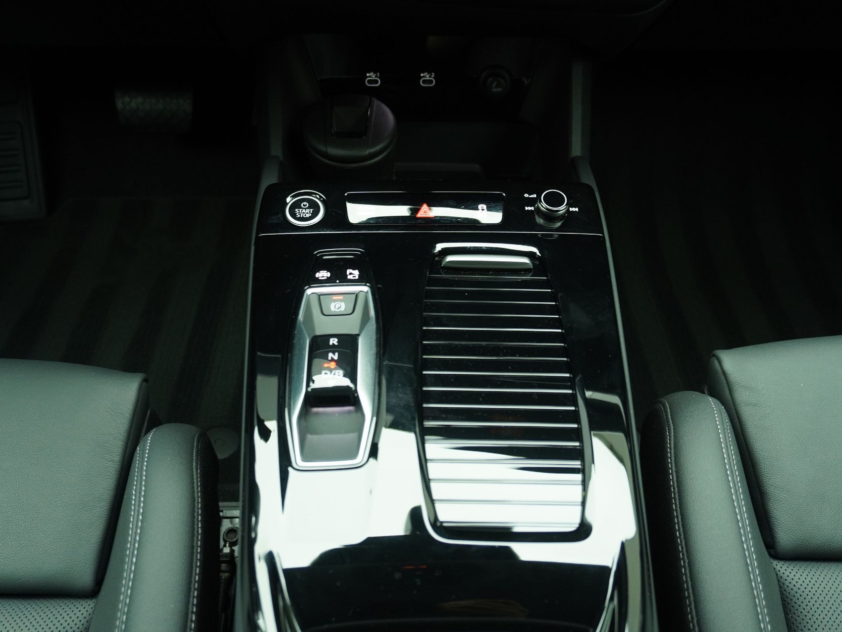 AUDI Q6 e-tron quattro **Audi Werksgarantie bis 06/2030**-image-20