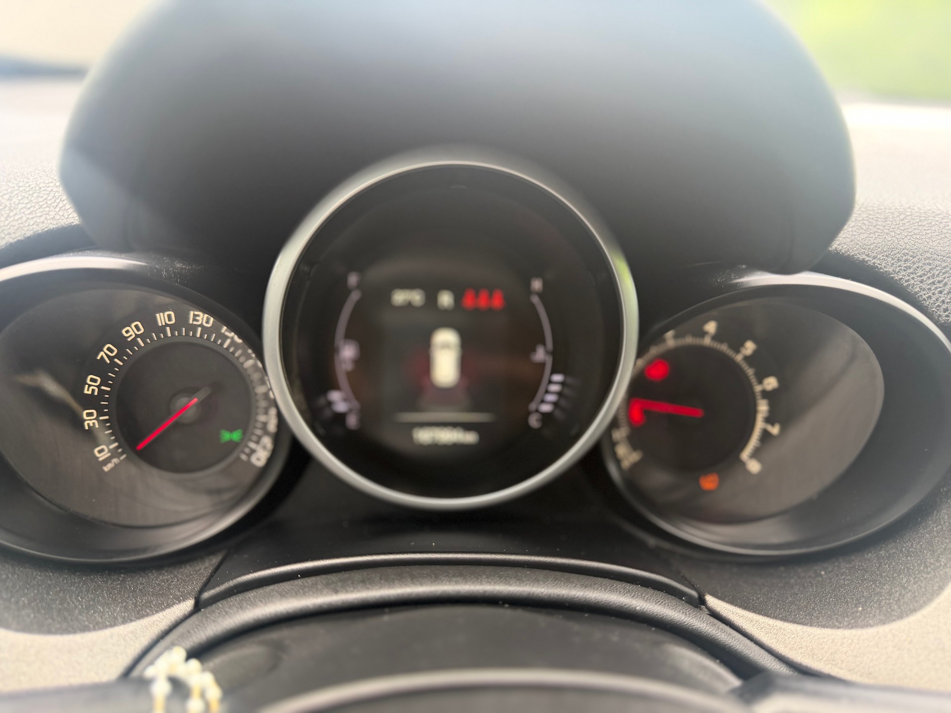 FIAT 500X 1.4T Cross Plus 4x4 Automatic-image-9