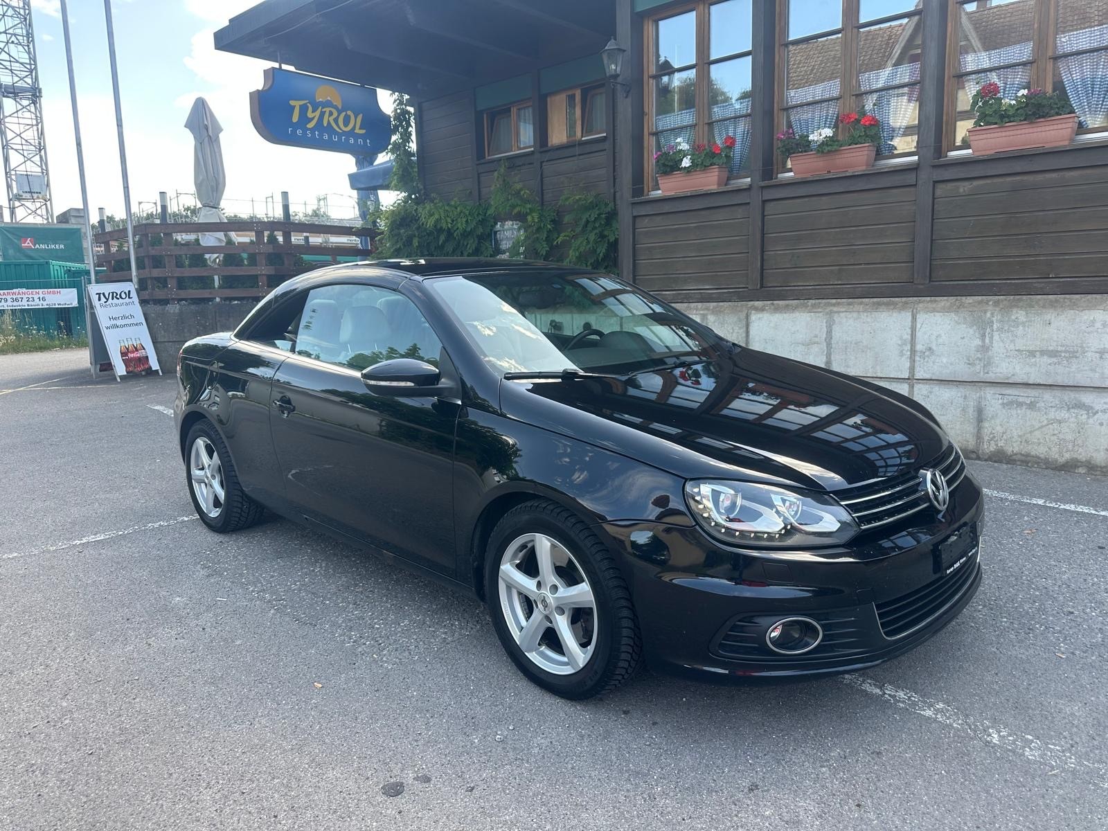 VW Eos 2.0 TSI DSG-image-1