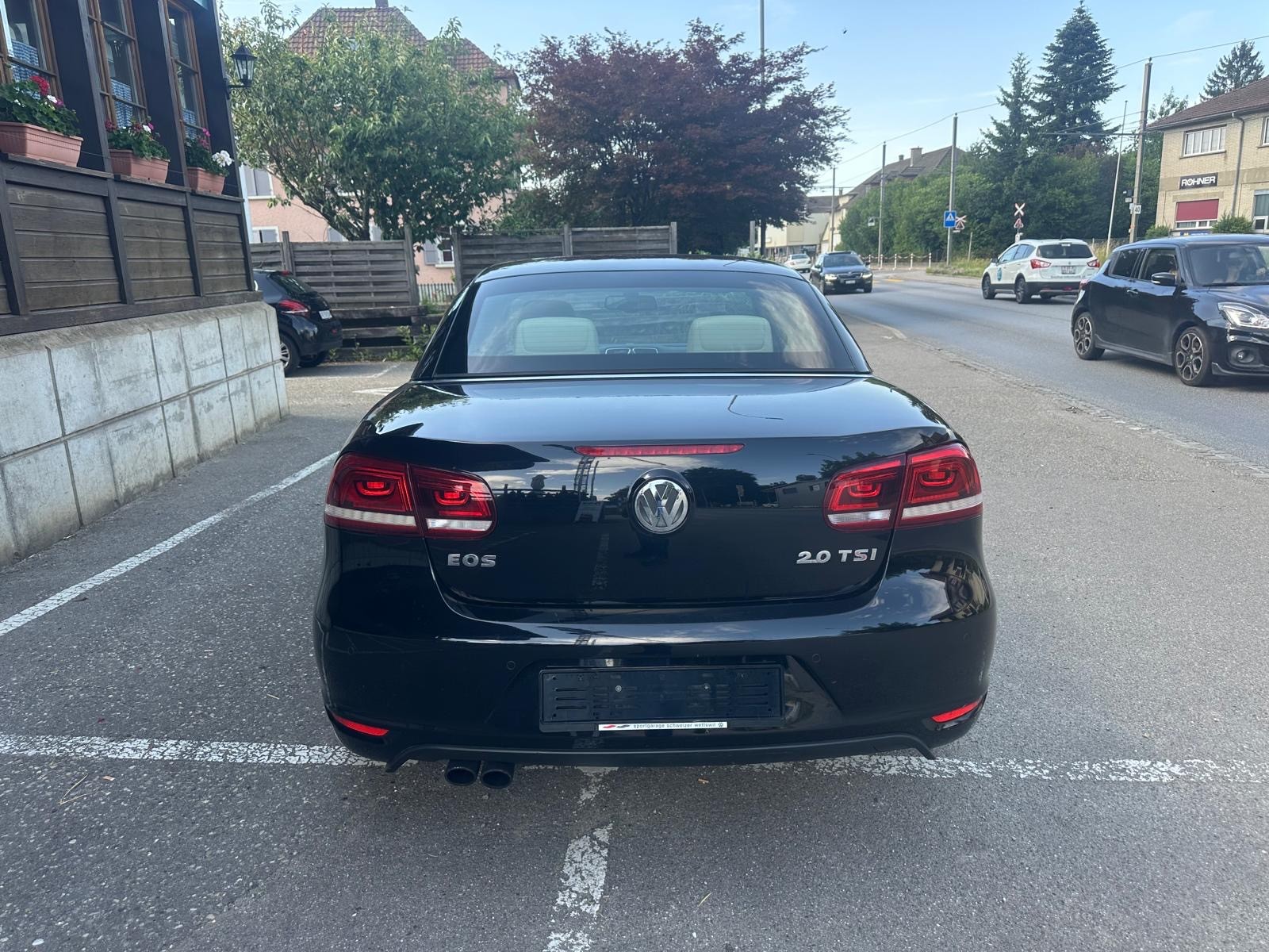 VW Eos 2.0 TSI DSG-image-9