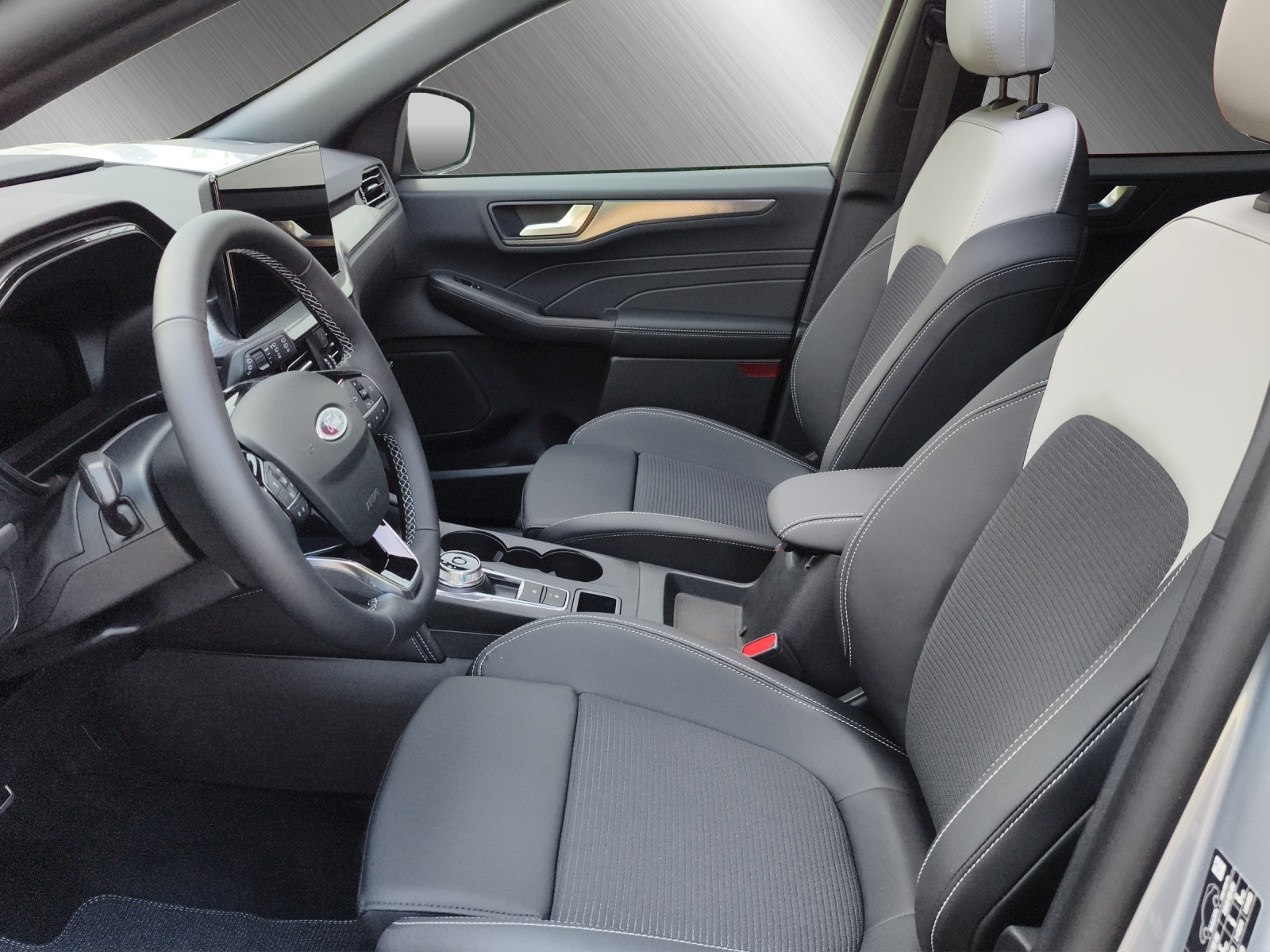FORD Kuga 2.5 Hybrid Sound Edition 4x4-image-8
