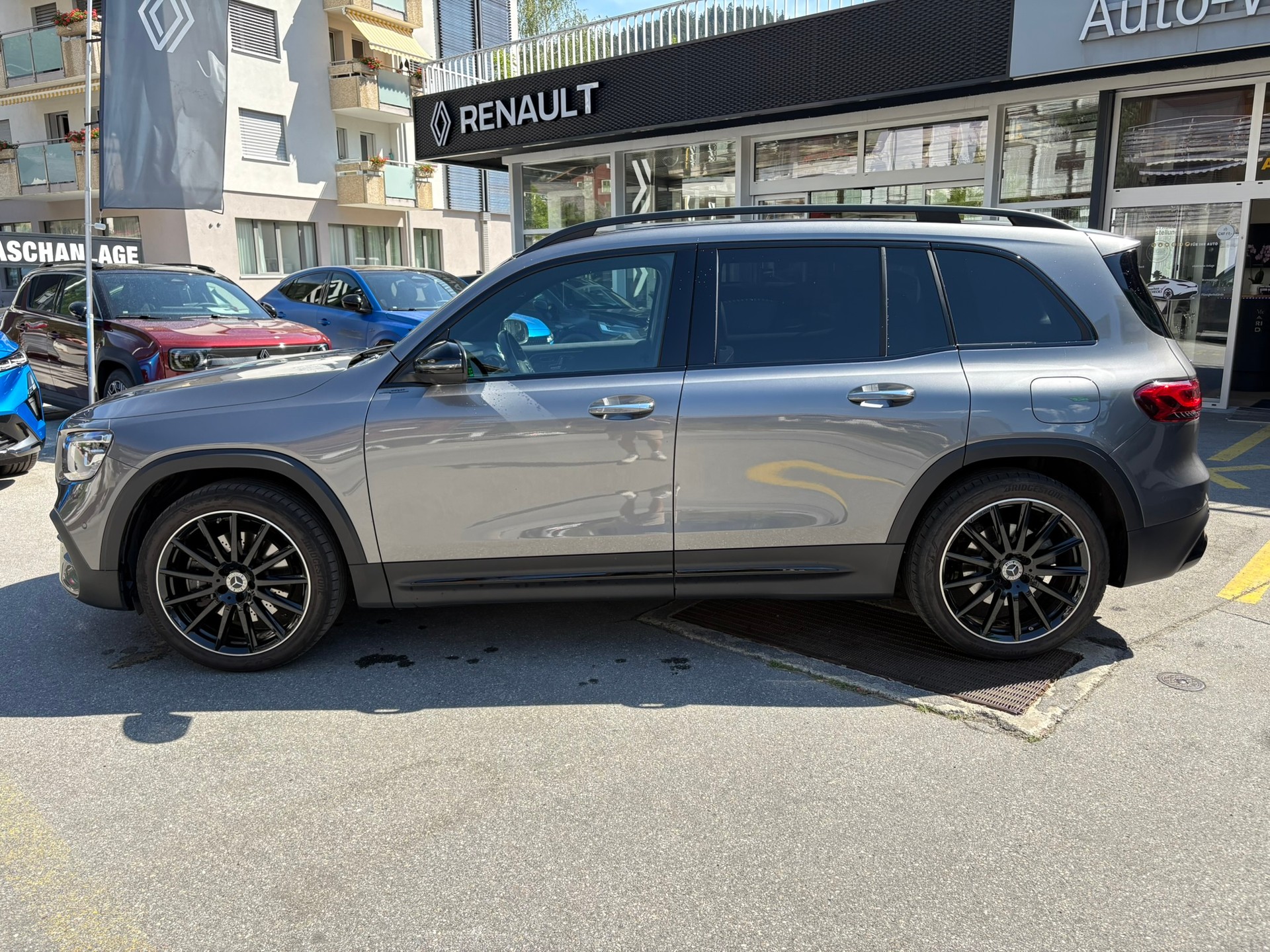 MERCEDES-BENZ GLB 250 4Matic 8G-Tronic-image-7