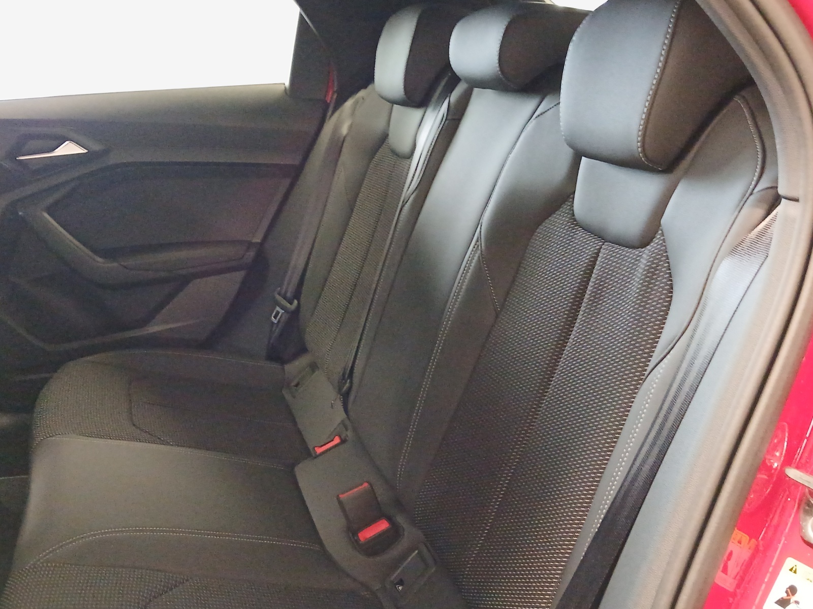 AUDI A1 Sportback 30 TFSI S Line Attraction S-tronic-image-11