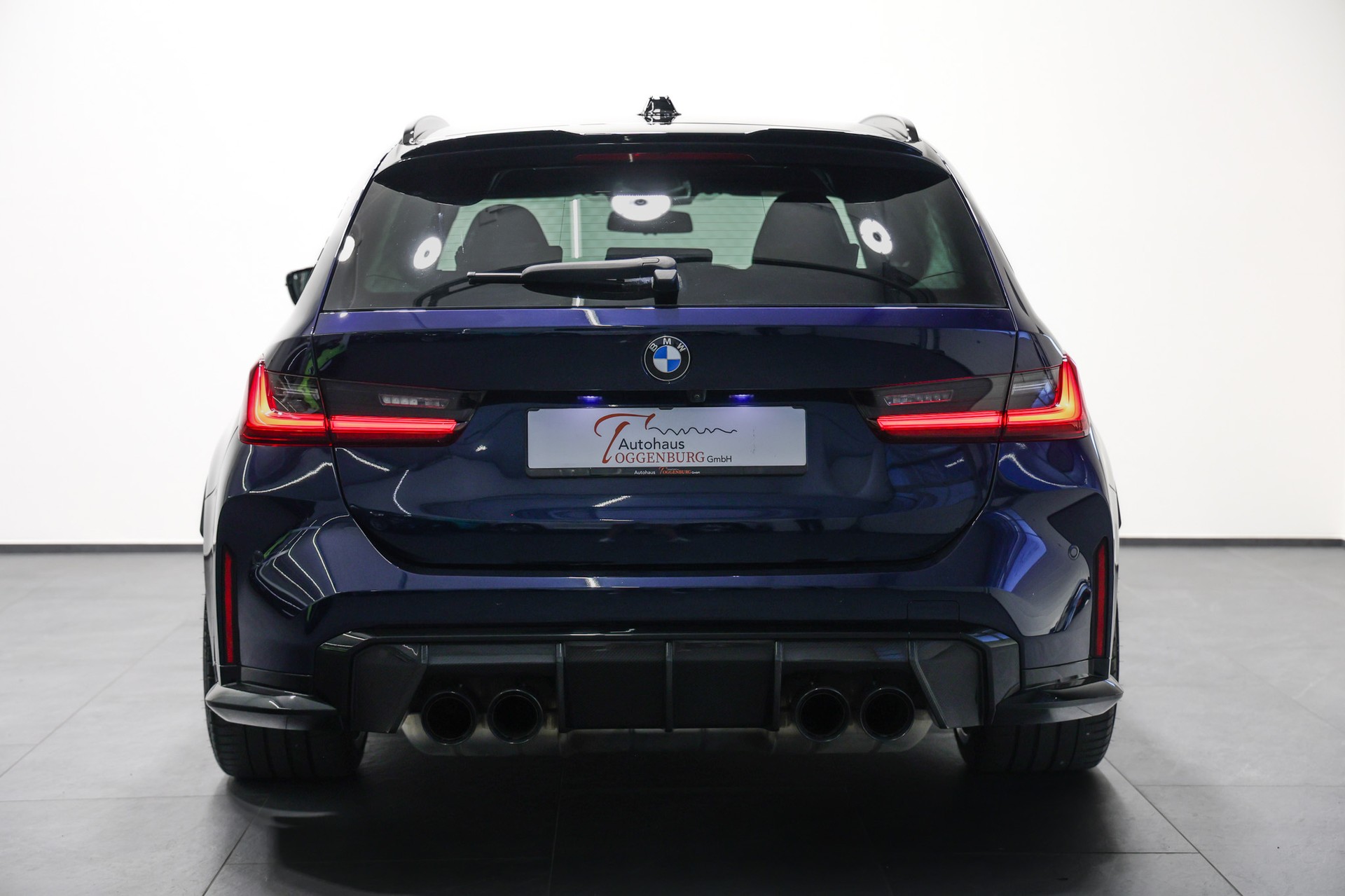 BMW M3 Touring xDrive Competition M-image-7