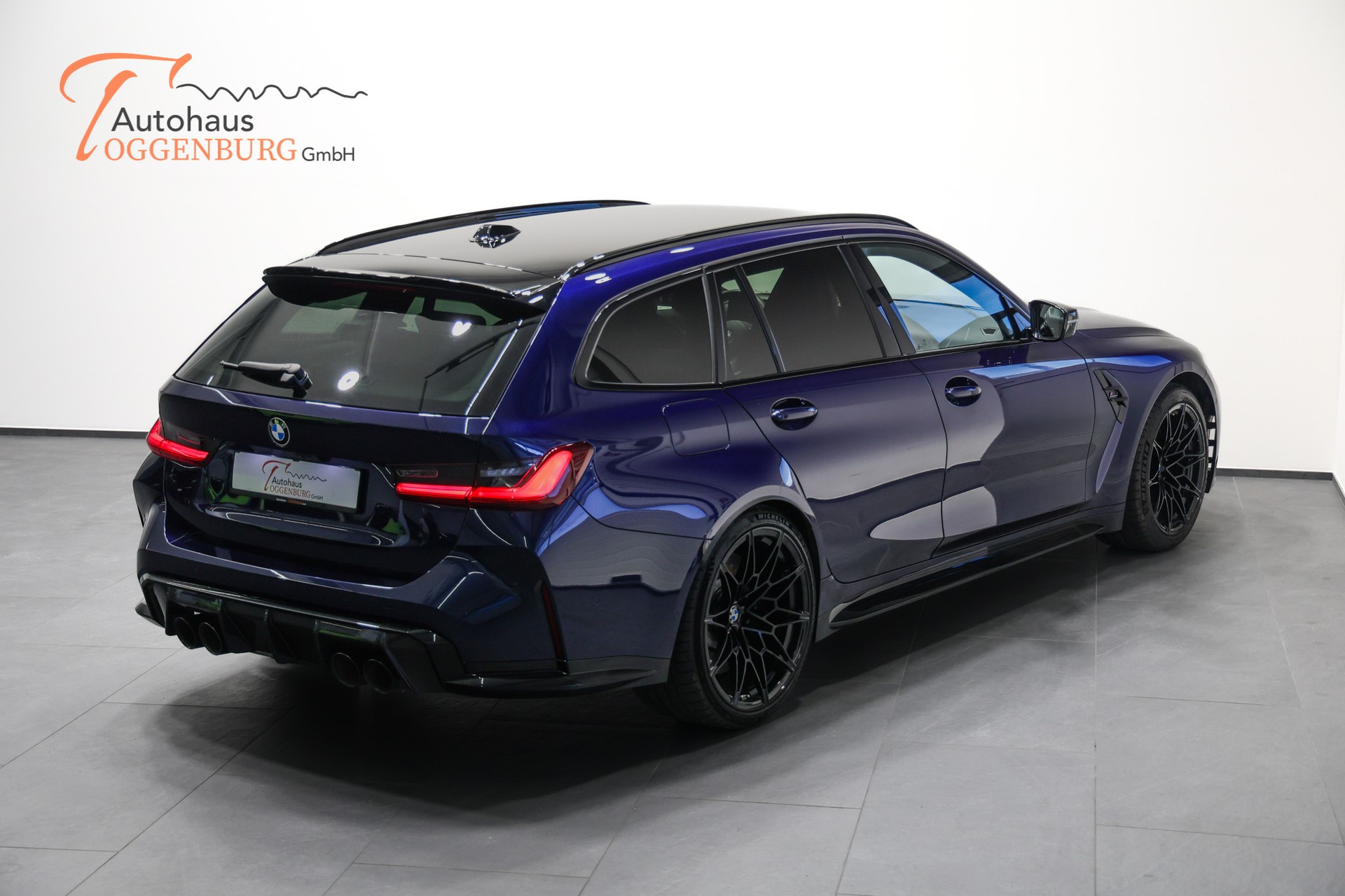 BMW M3 Touring xDrive Competition M-image-6