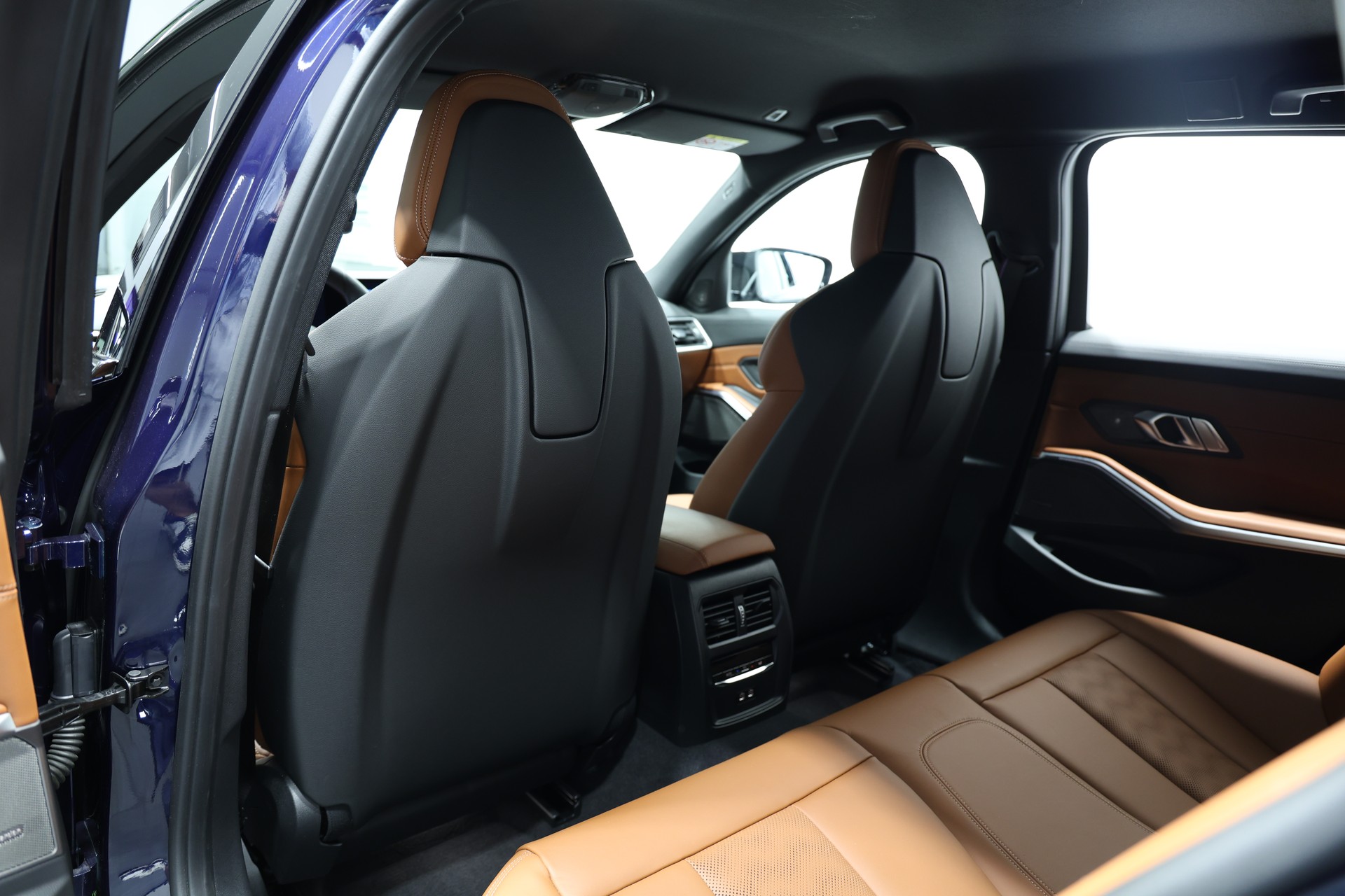 BMW M3 Touring xDrive Competition M-image-17