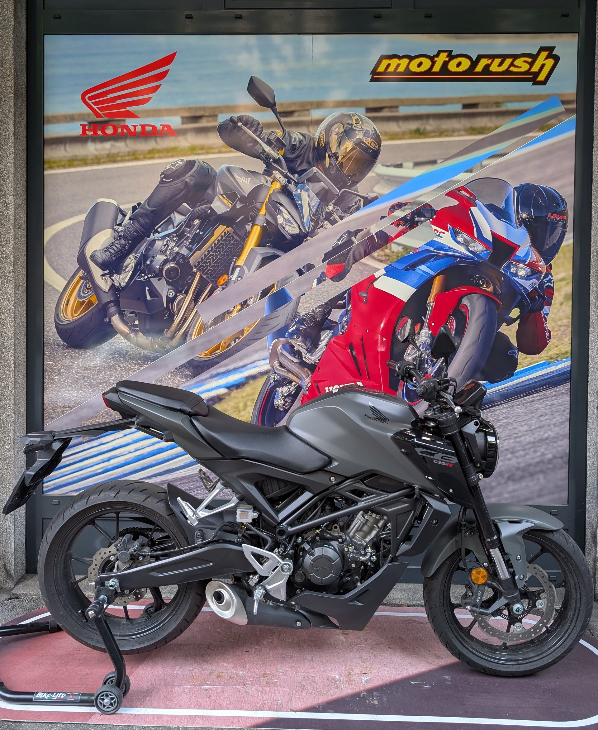 HONDA CB 125 R