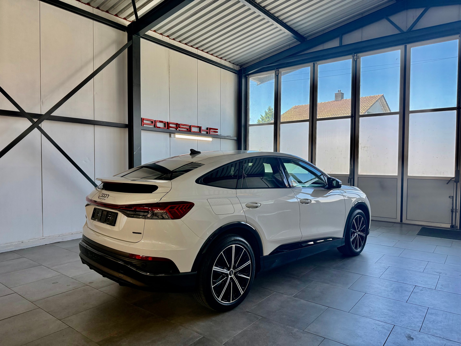 AUDI Q4 SB e-tron 45 Sport Quattro S Line-image-1