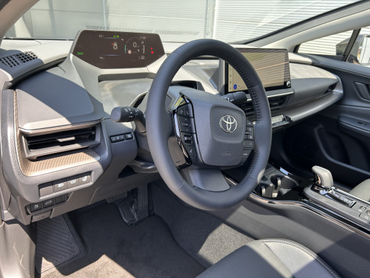 TOYOTA Prius 2.0 VVT-i PiH Prem.-image-7