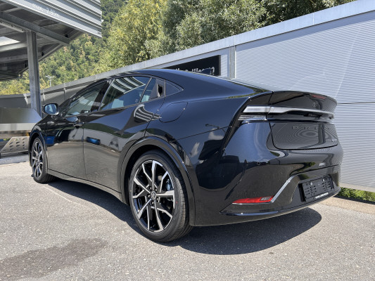 TOYOTA Prius 2.0 VVT-i PiH Prem.-image-3