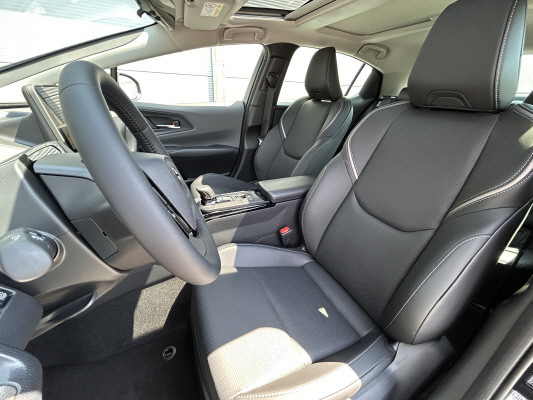 TOYOTA Prius 2.0 VVT-i PiH Prem.-image-6