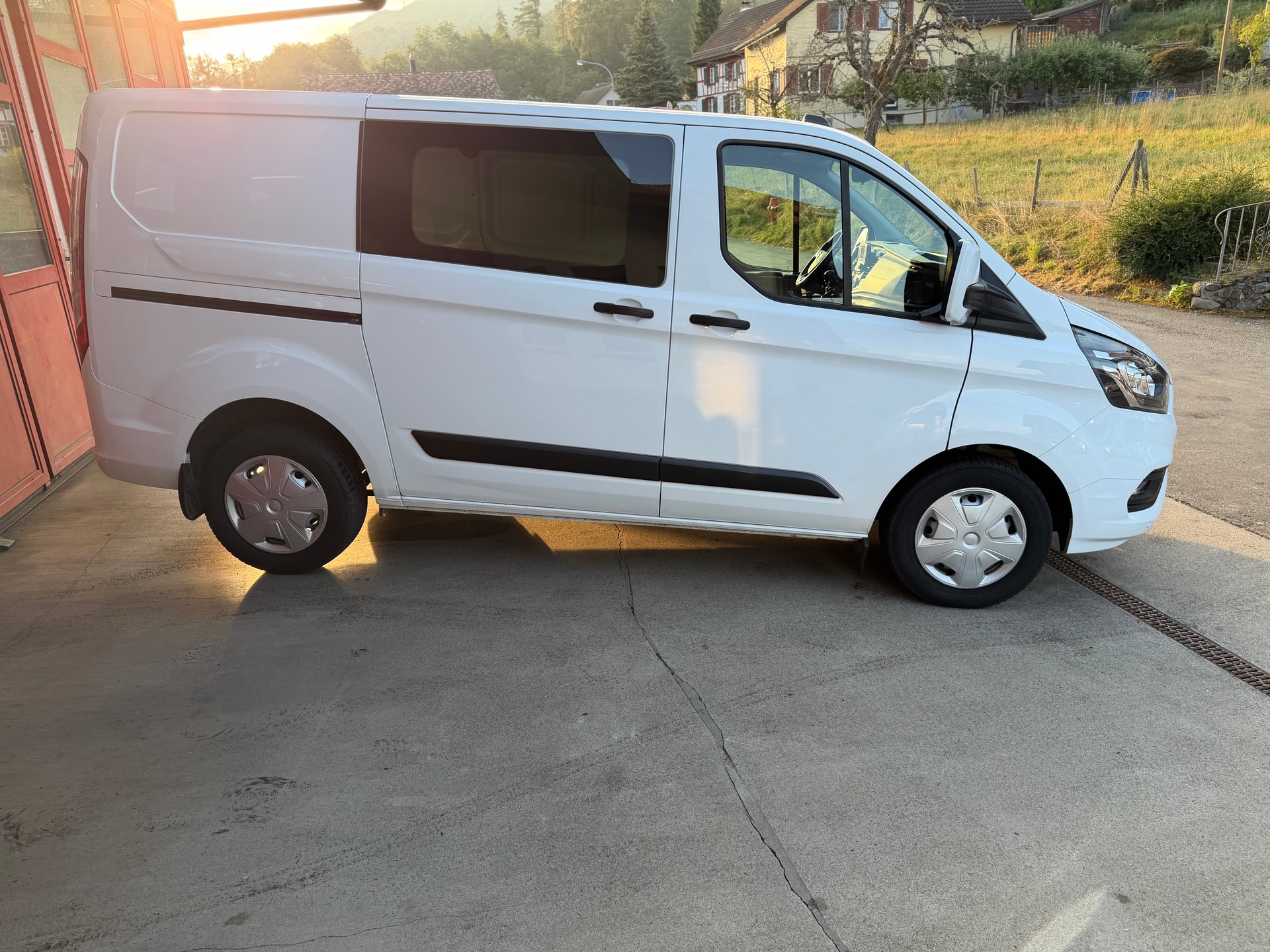 FORD Transit Custom Van 320 L1H1 Trend-image-5
