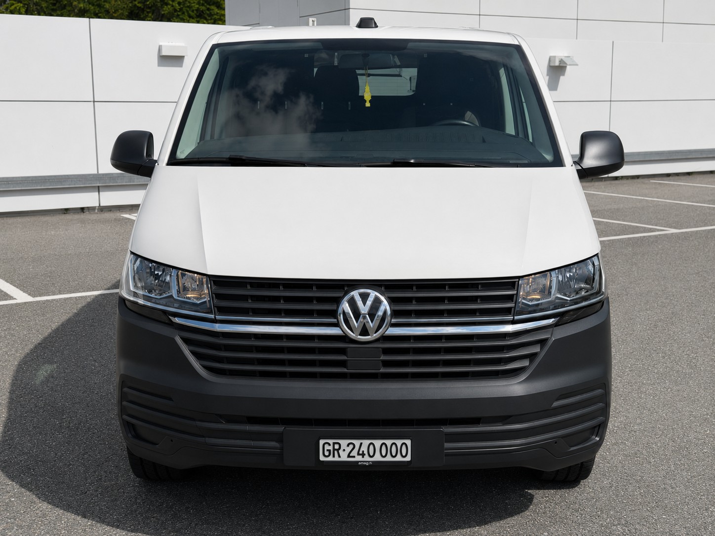 VW T6.1 2.0 TDI 4Motion DSG-image-8