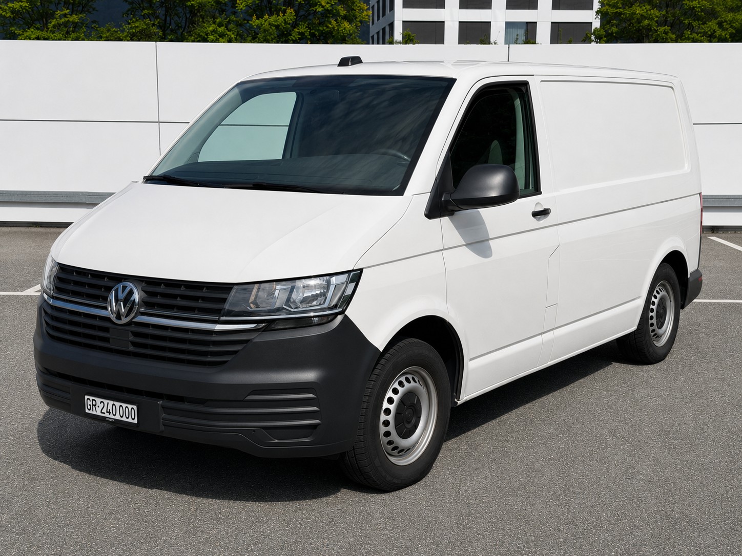 VW T6.1 2.0 TDI 4Motion DSG-image-1