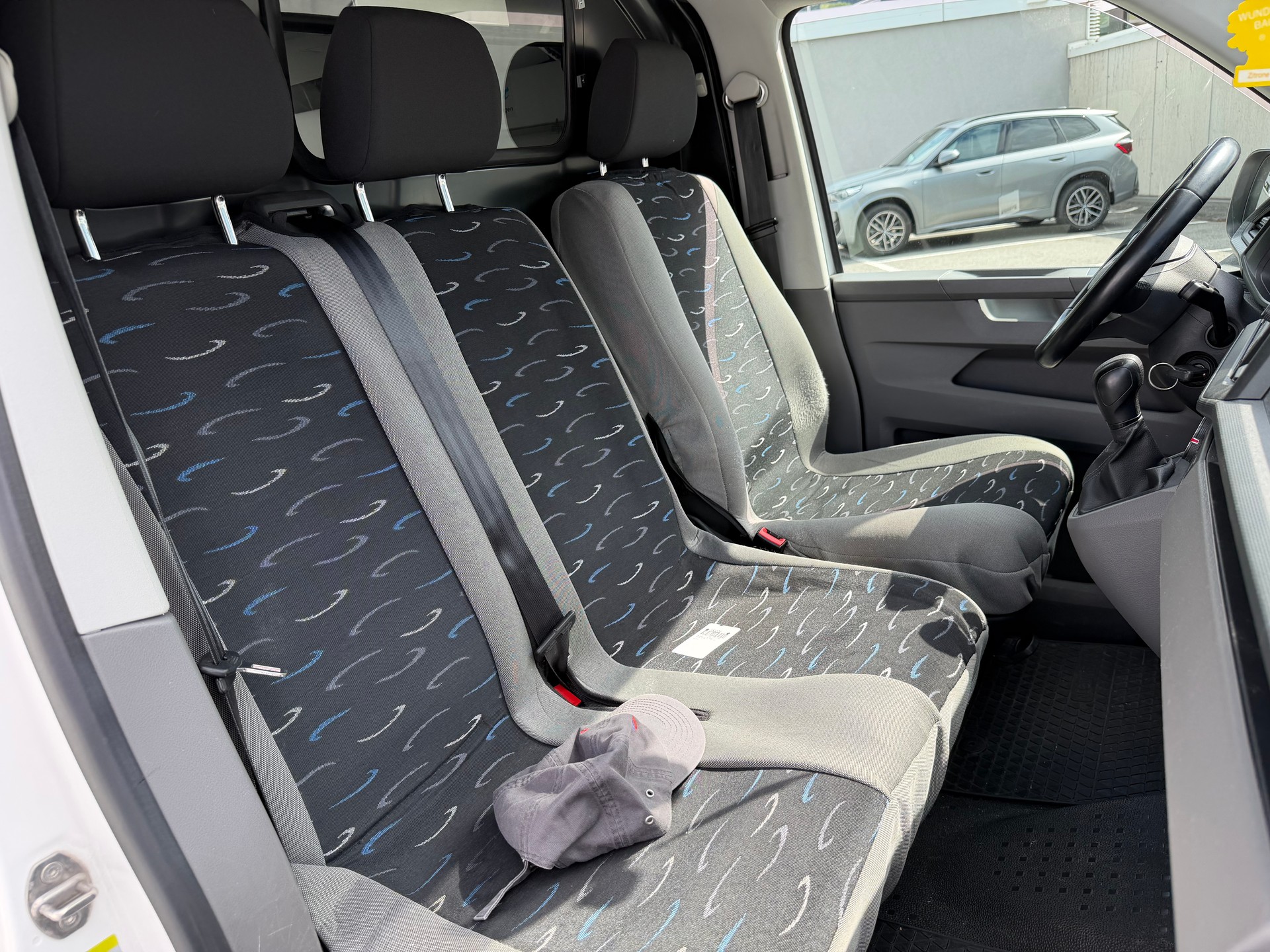 VW T6.1 2.0 TDI 4Motion DSG-image-17