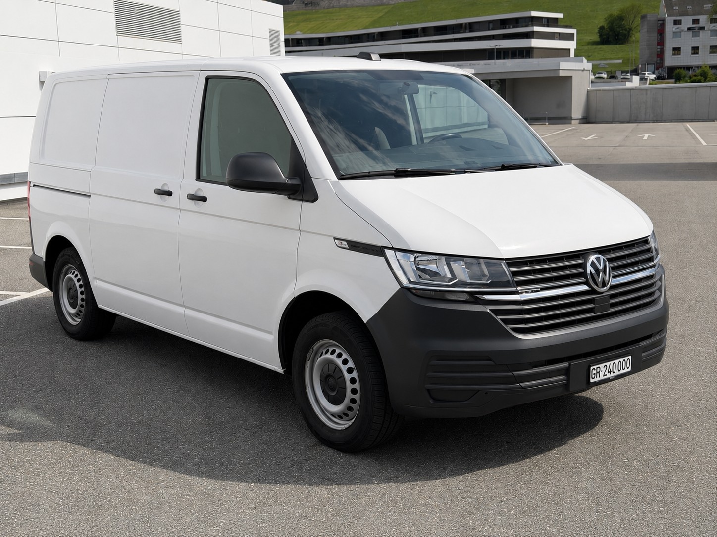 VW T6.1 2.0 TDI 4Motion DSG-image-7
