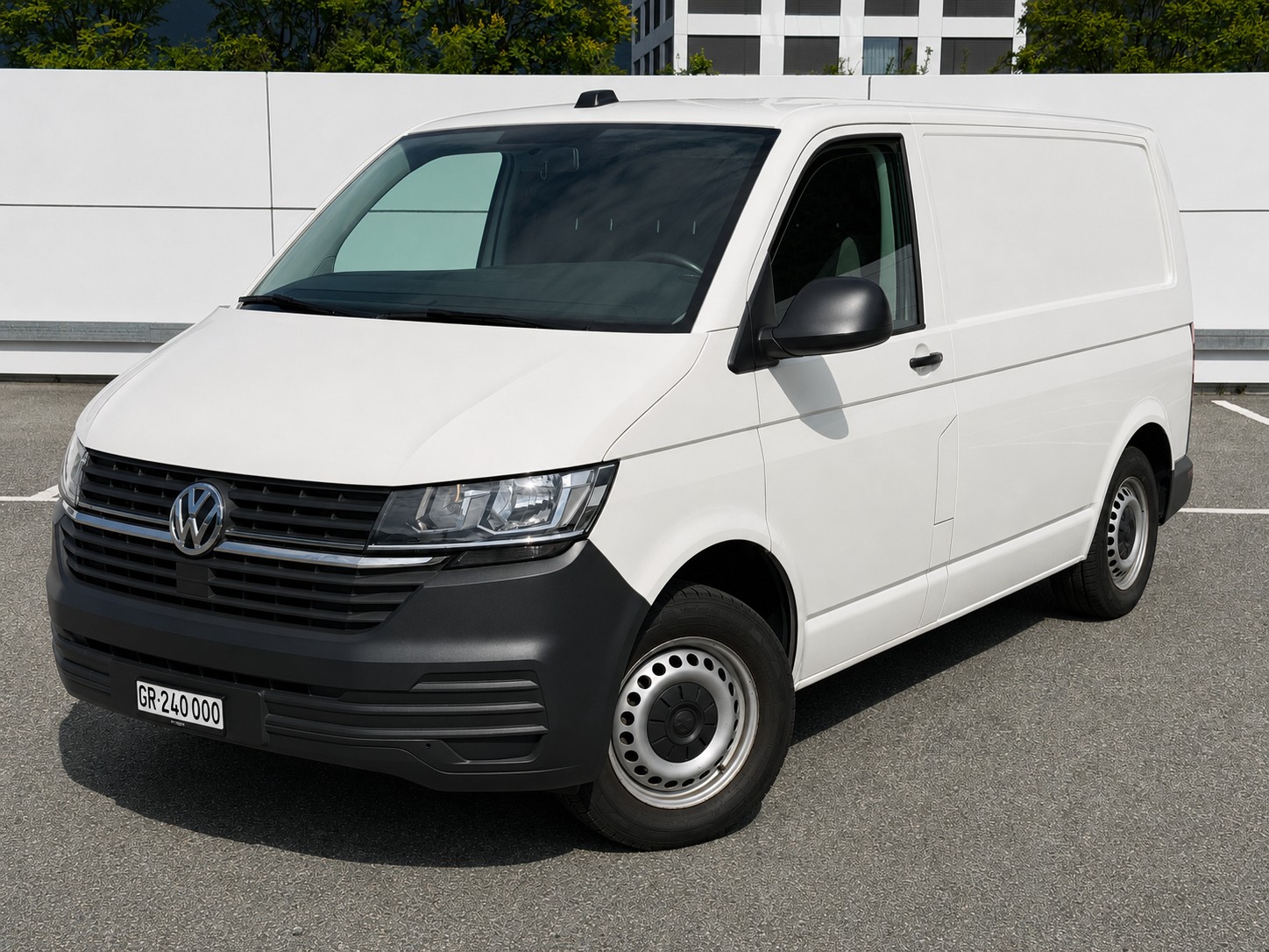VW T6.1 2.0 TDI 4Motion DSG-image-0