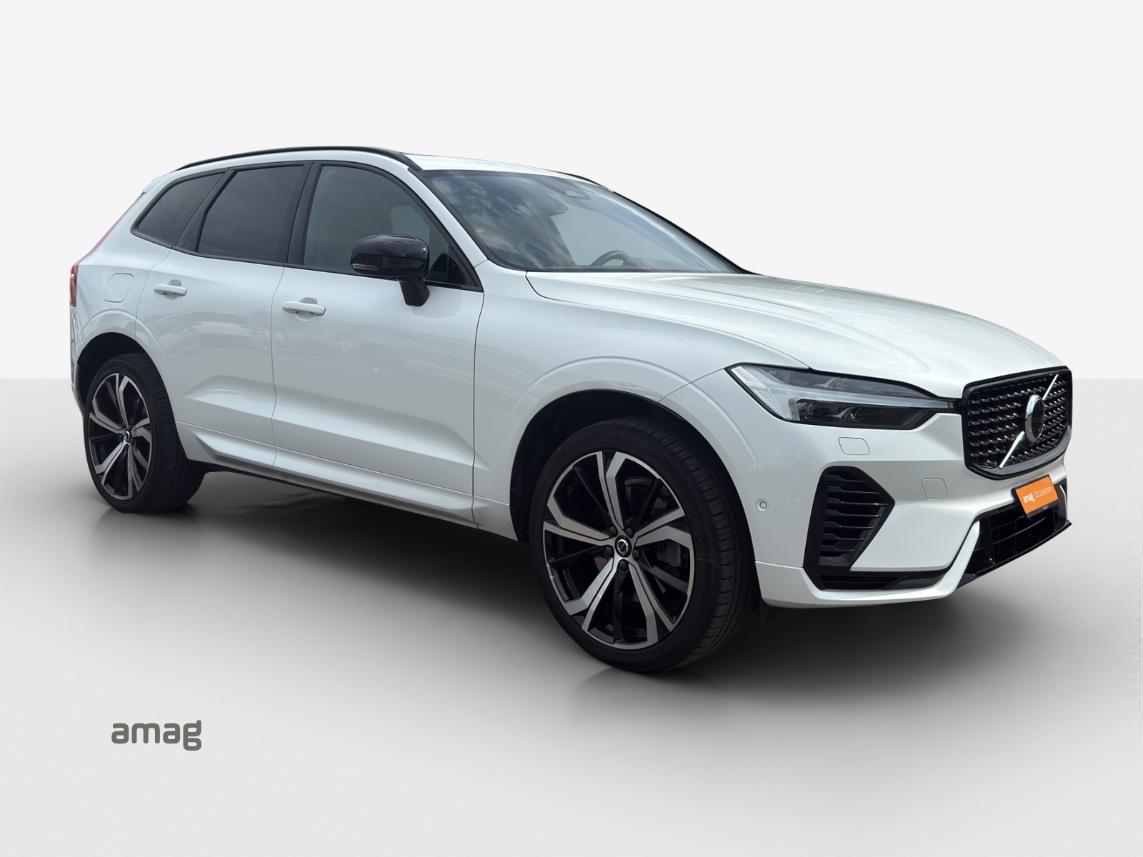 VOLVO XC60 T6 eAWD R-Design Geartronic-image-6