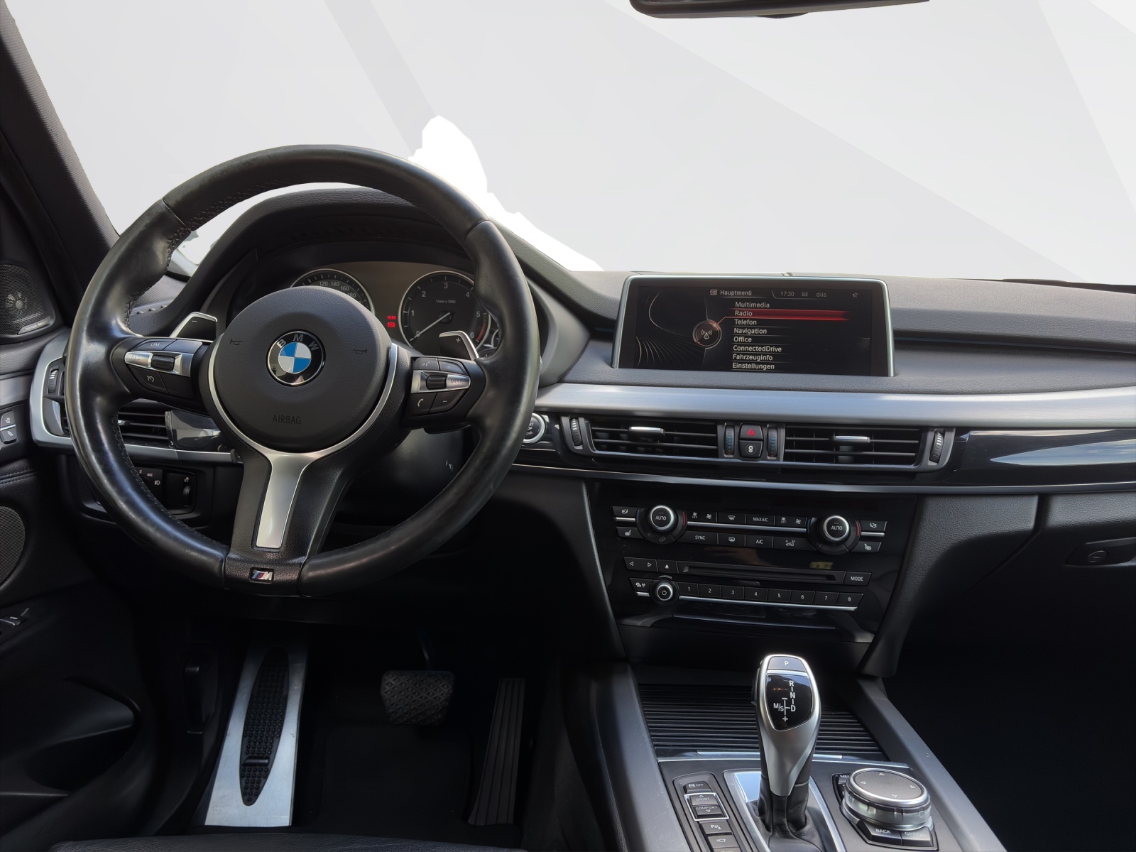 BMW X5 30d xDrive-image-10