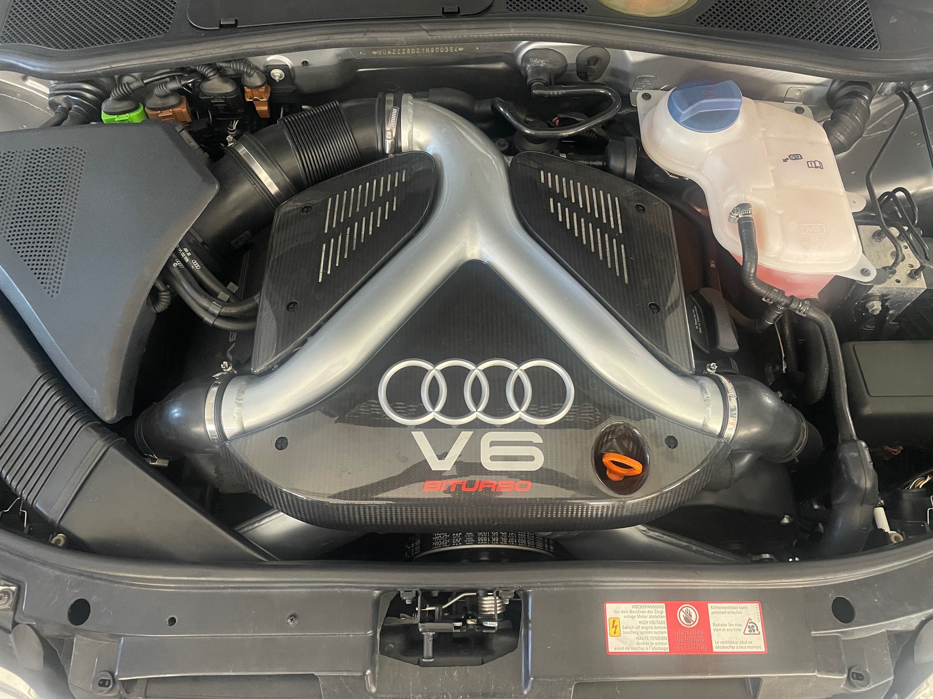 AUDI RS4 Avant quattro, 380 PS, 6 Gang, 4X4 quattro, Leder, Sitzh., CH-Auto, MFK NEU-image-12
