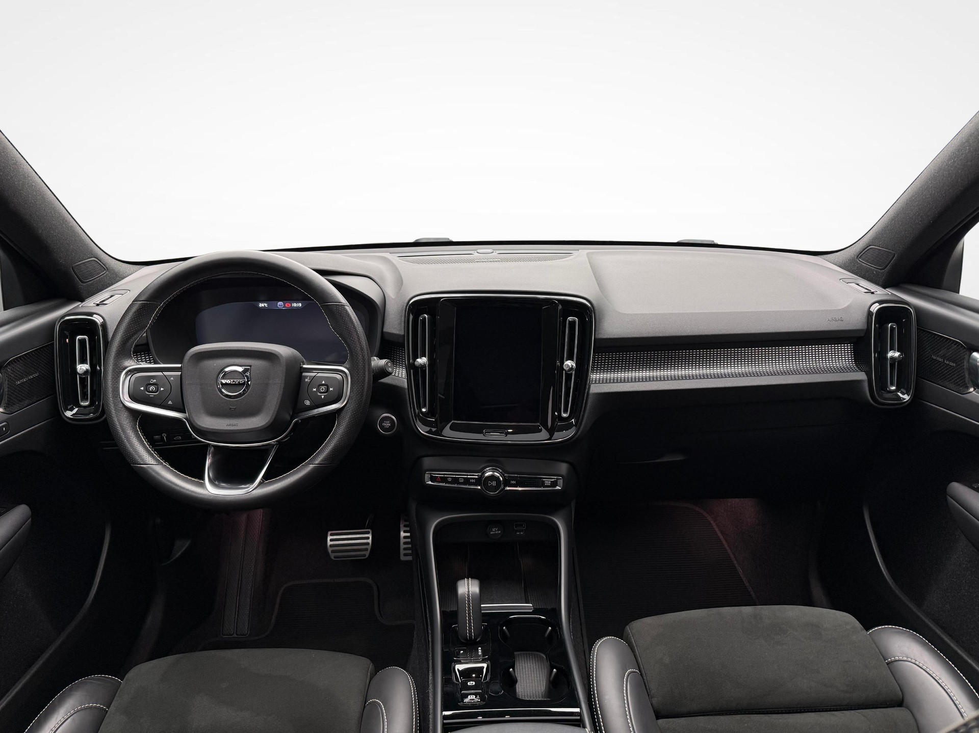 VOLVO XC40 1.5 T4 PiH R-Design-image-8