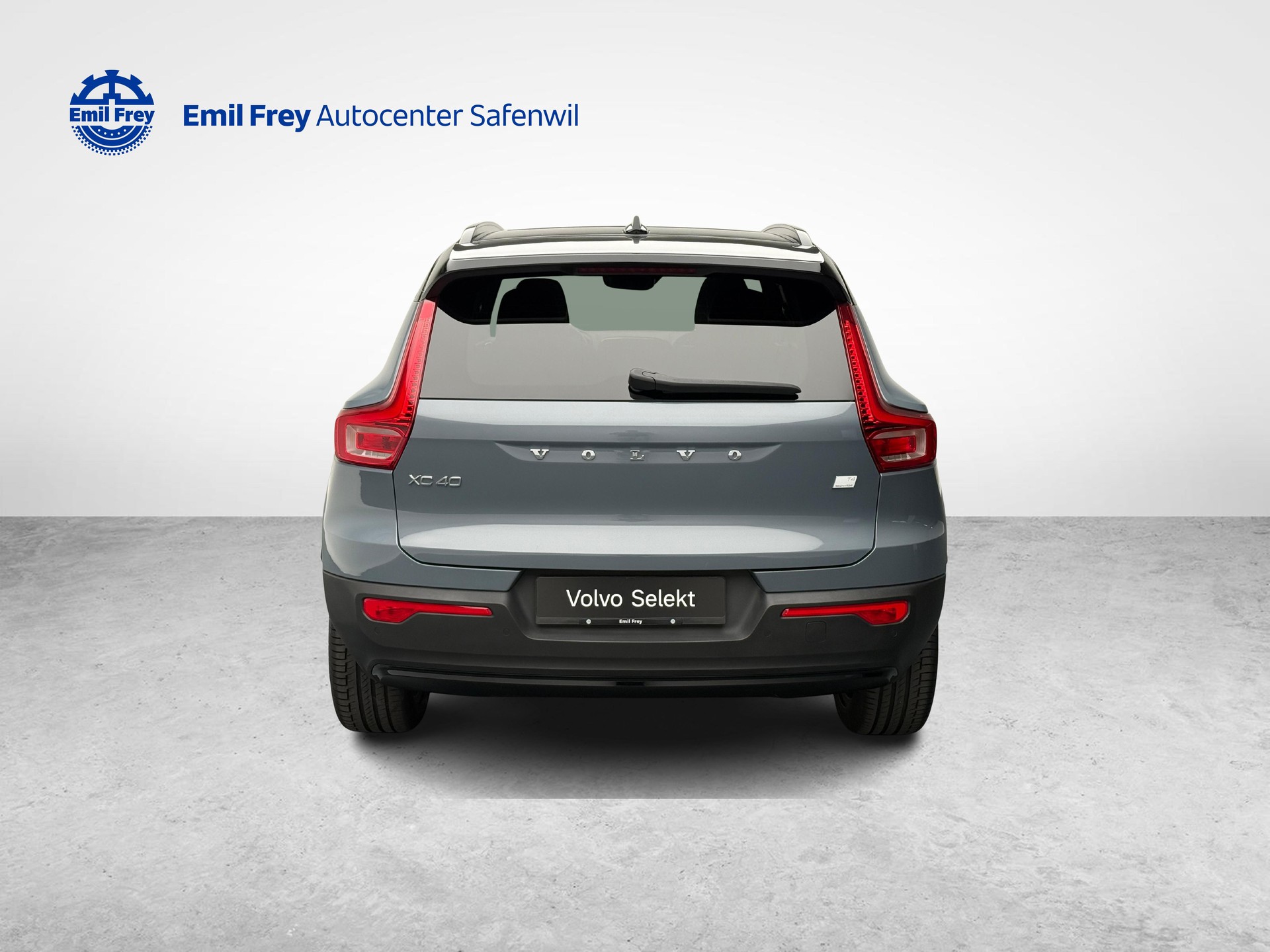 VOLVO XC40 1.5 T4 PiH R-Design-image-3