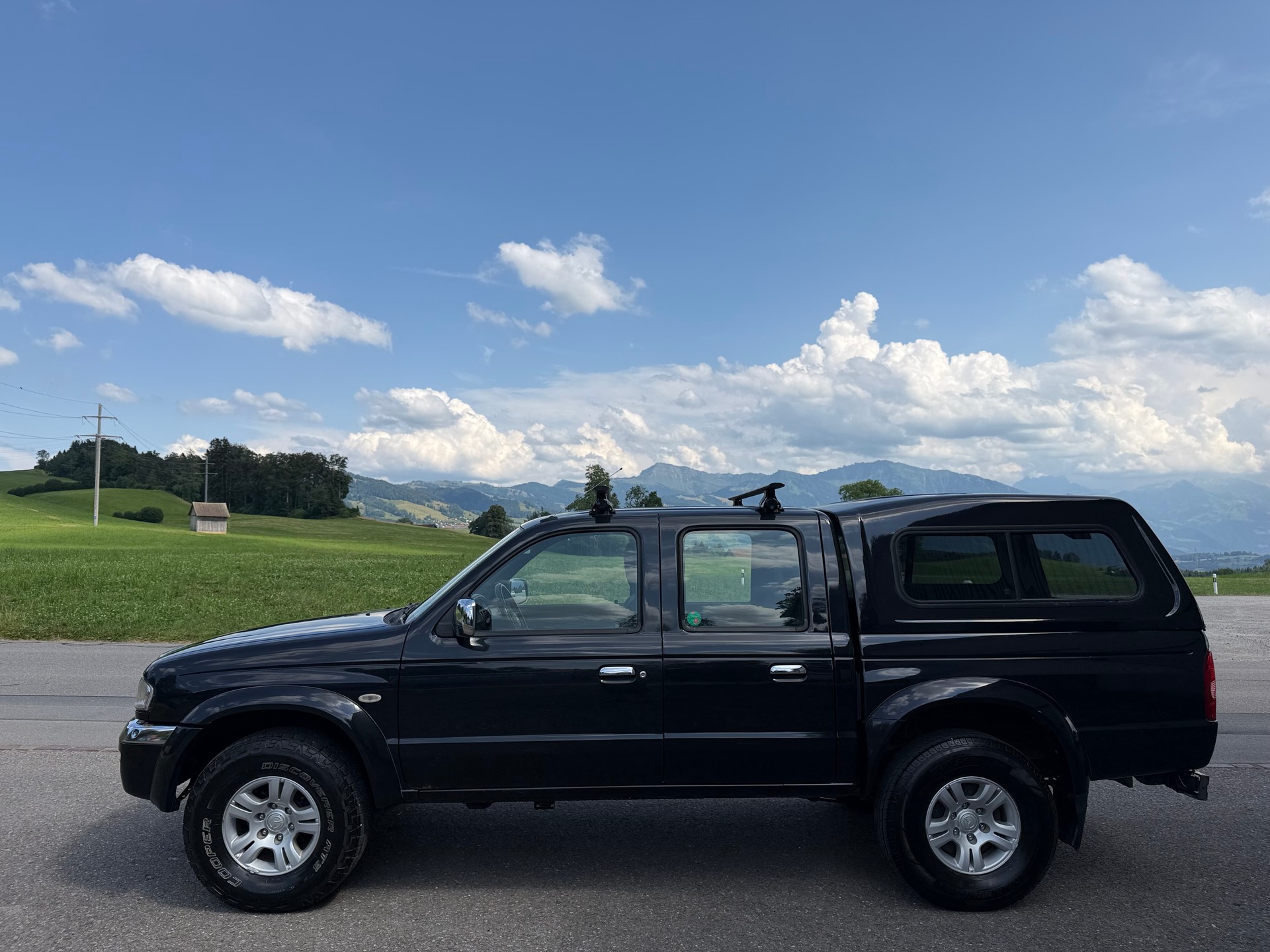 MAZDA B 2500TD 4x4 DoubleCab. Hurricane-image-0