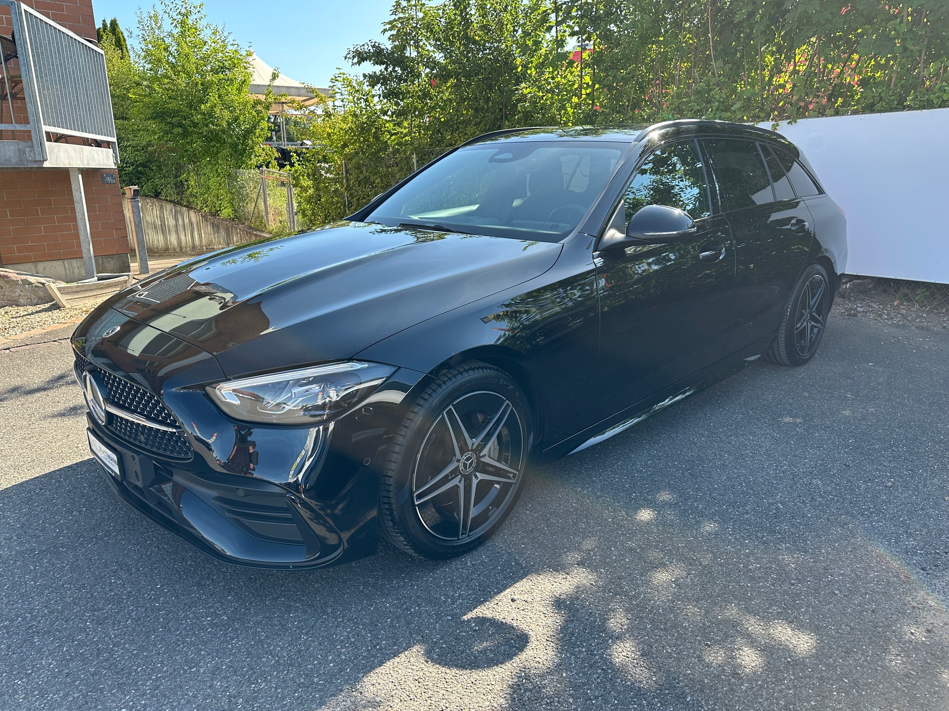 MERCEDES-BENZ C 200 d T AMG Line-image-2