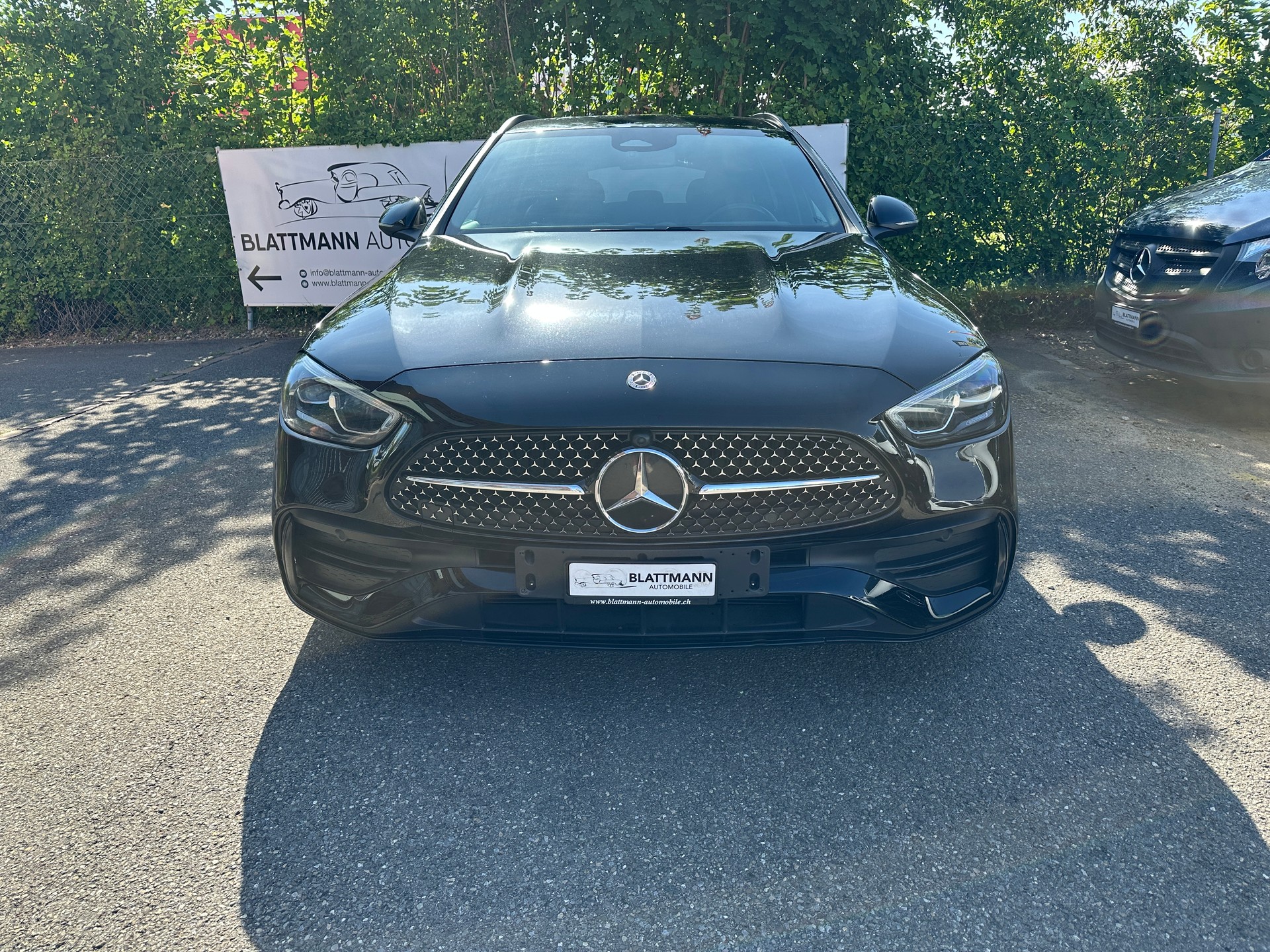 MERCEDES-BENZ C 200 d T AMG Line-image-1