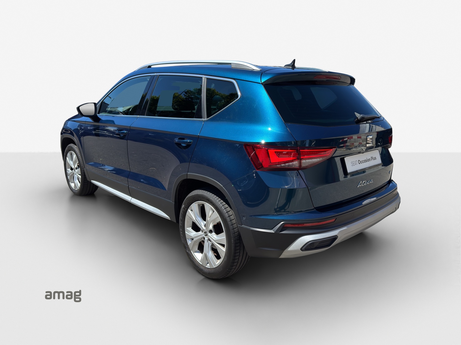 SEAT Ateca 2.0 TSI Hola Xperience DSG 4Drive-image-2