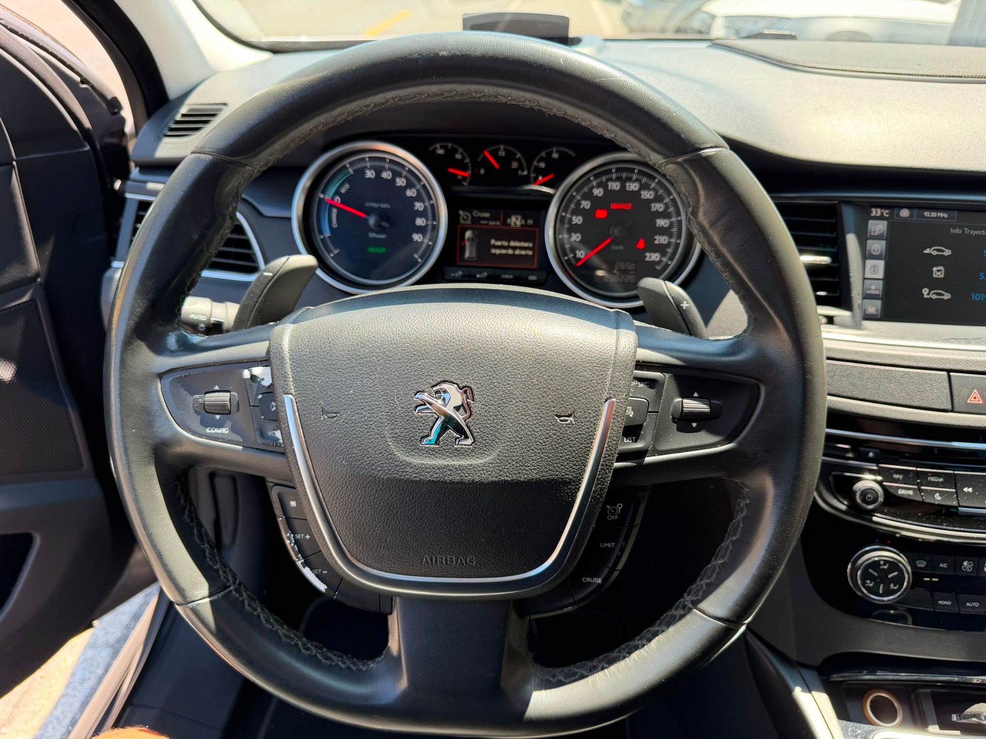PEUGEOT 508 RXH 2.0 HDI Hybrid4 ETG6-image-8