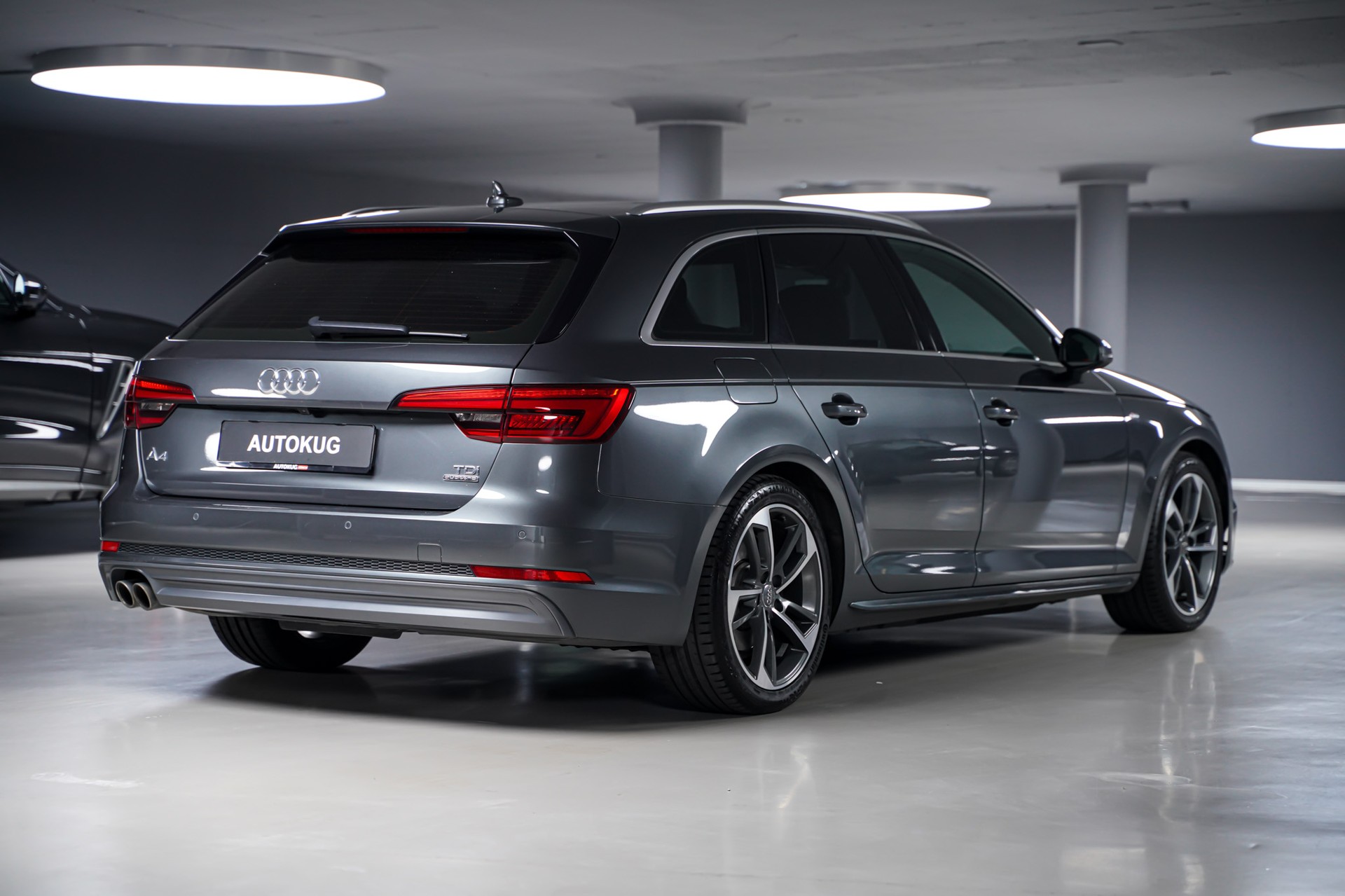 AUDI A4 Avant 3.0 TDI S-Line quattro S-tronic-image-4