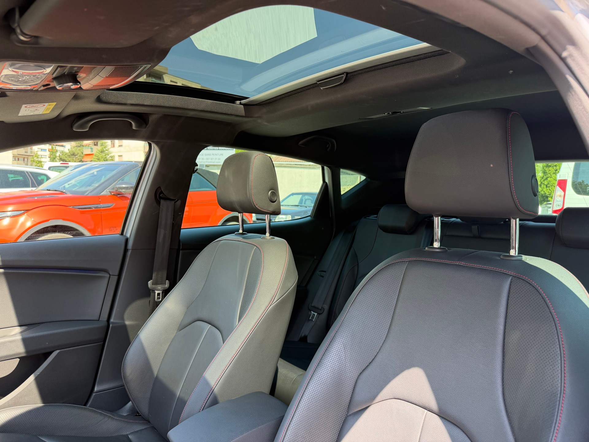 SEAT Leon 2.0 TSI FR DSG-image-15