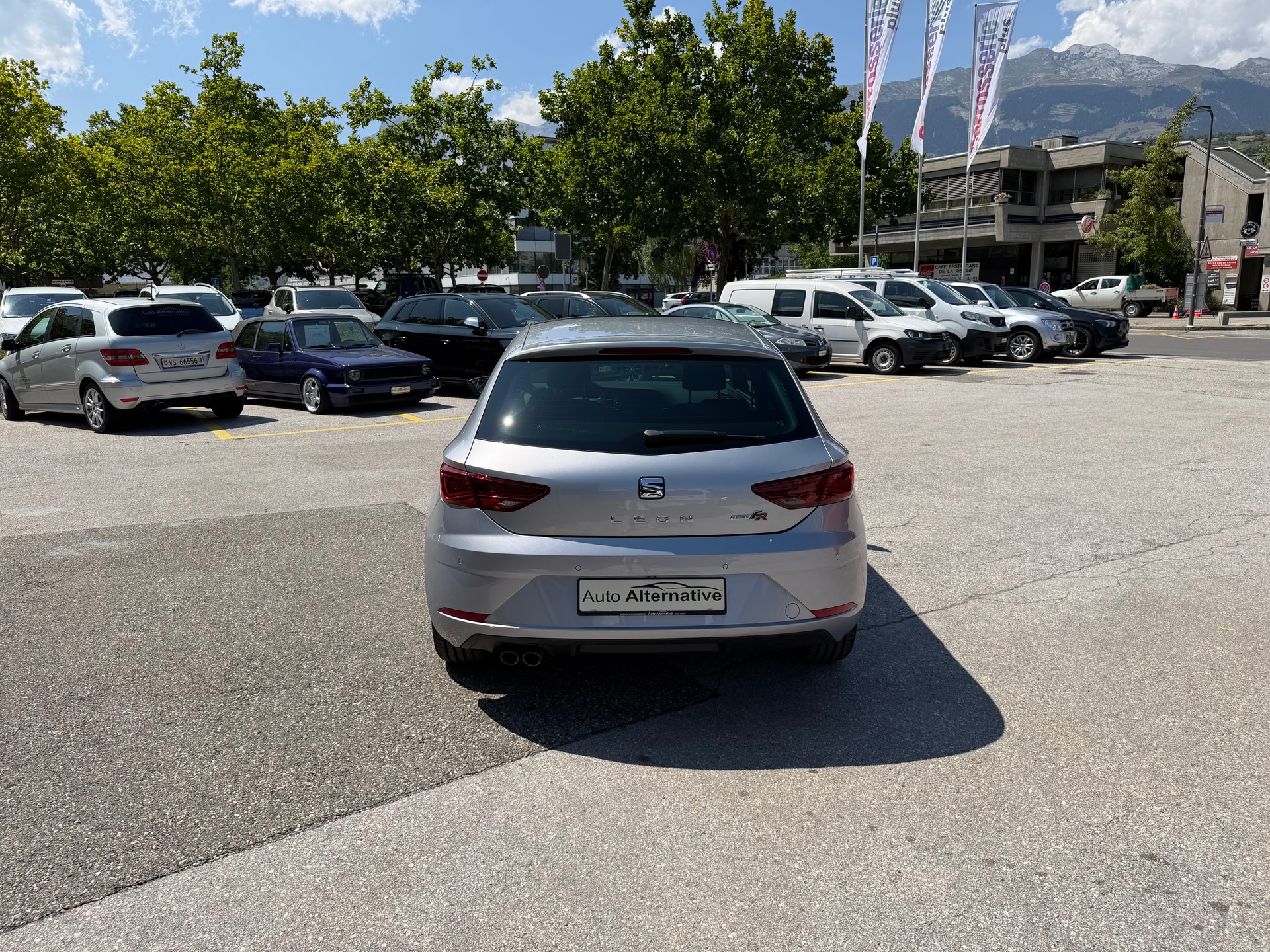 SEAT Leon 2.0 TSI FR DSG-image-4