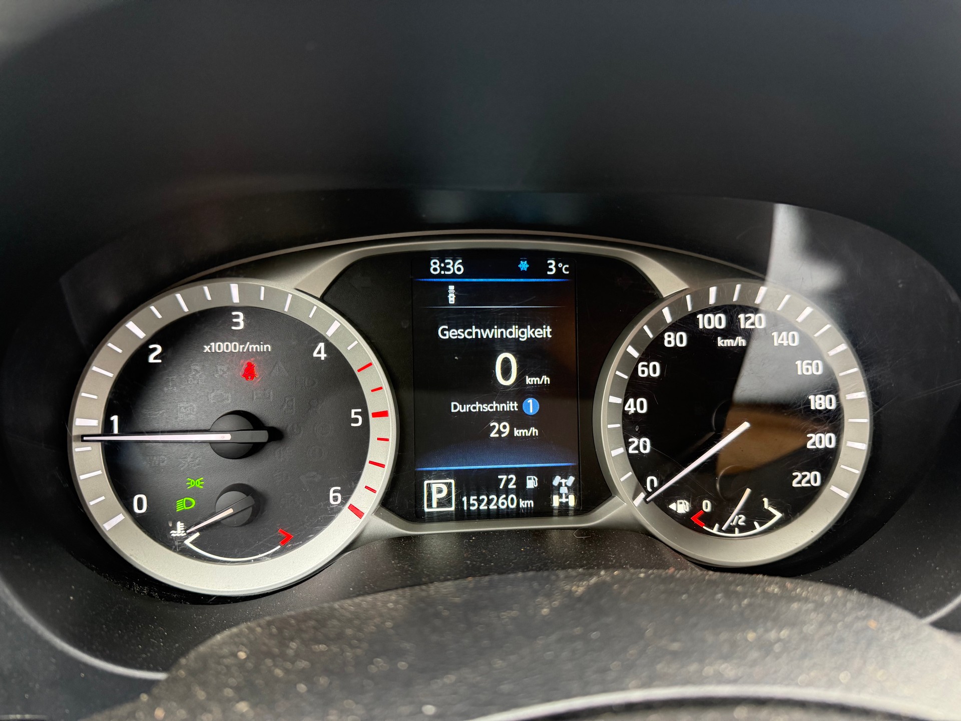 NISSAN Navara Double Cab Visia 2.3 dCi 4WD-image-9