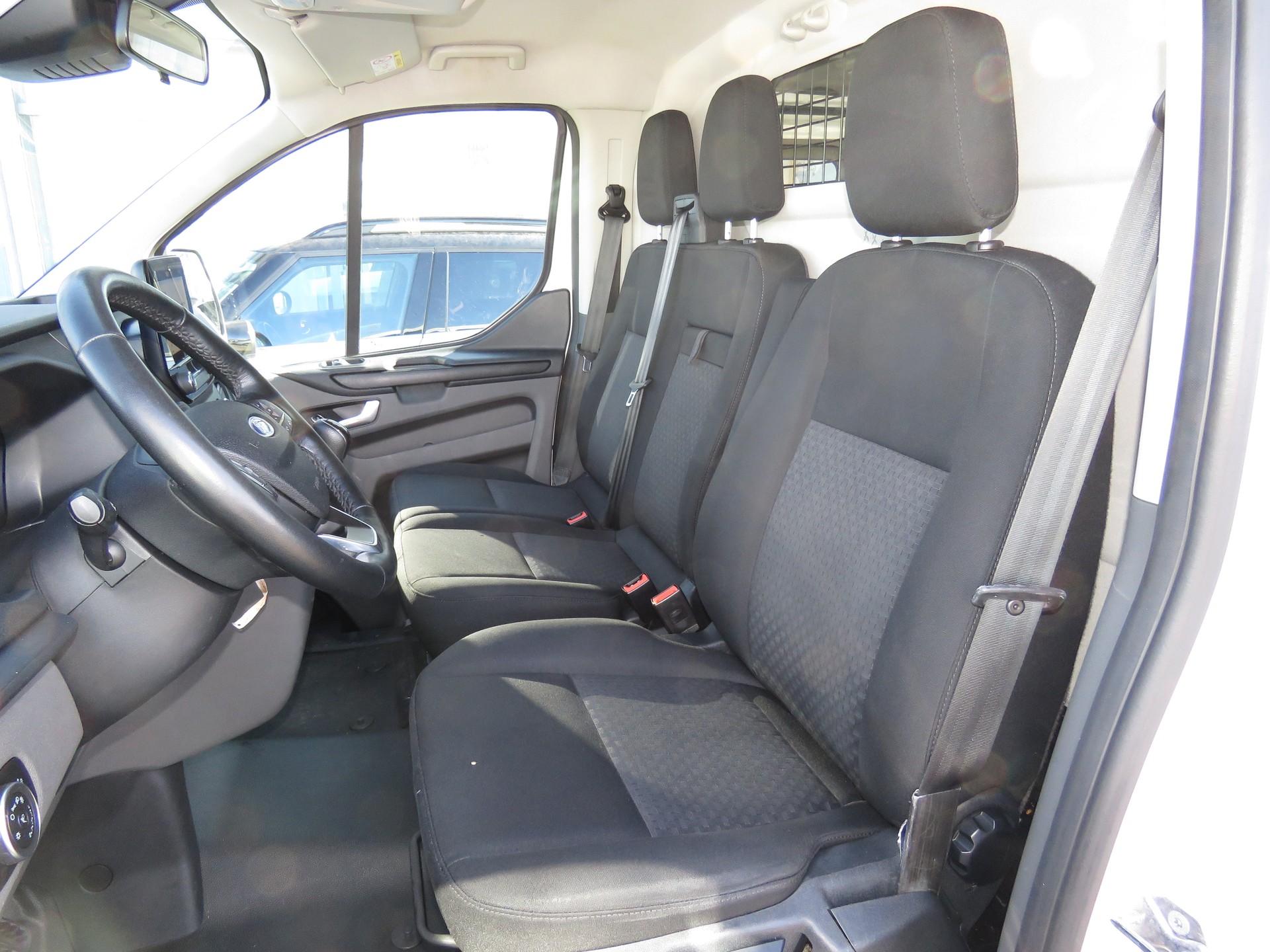 FORD Transit Custom Van 280 L1H1 Trend-image-7