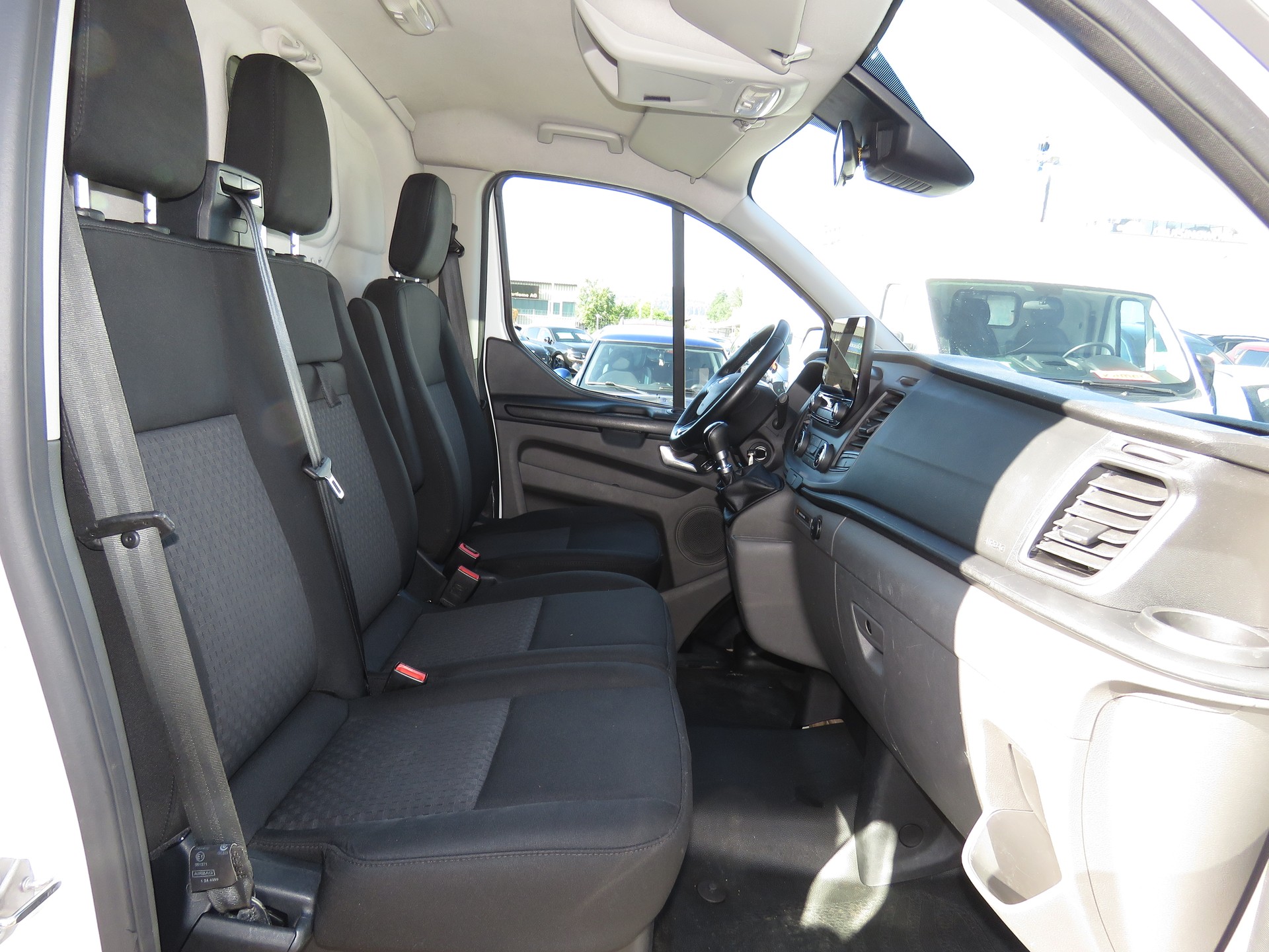 FORD Transit Custom Van 280 L1H1 Trend-image-9