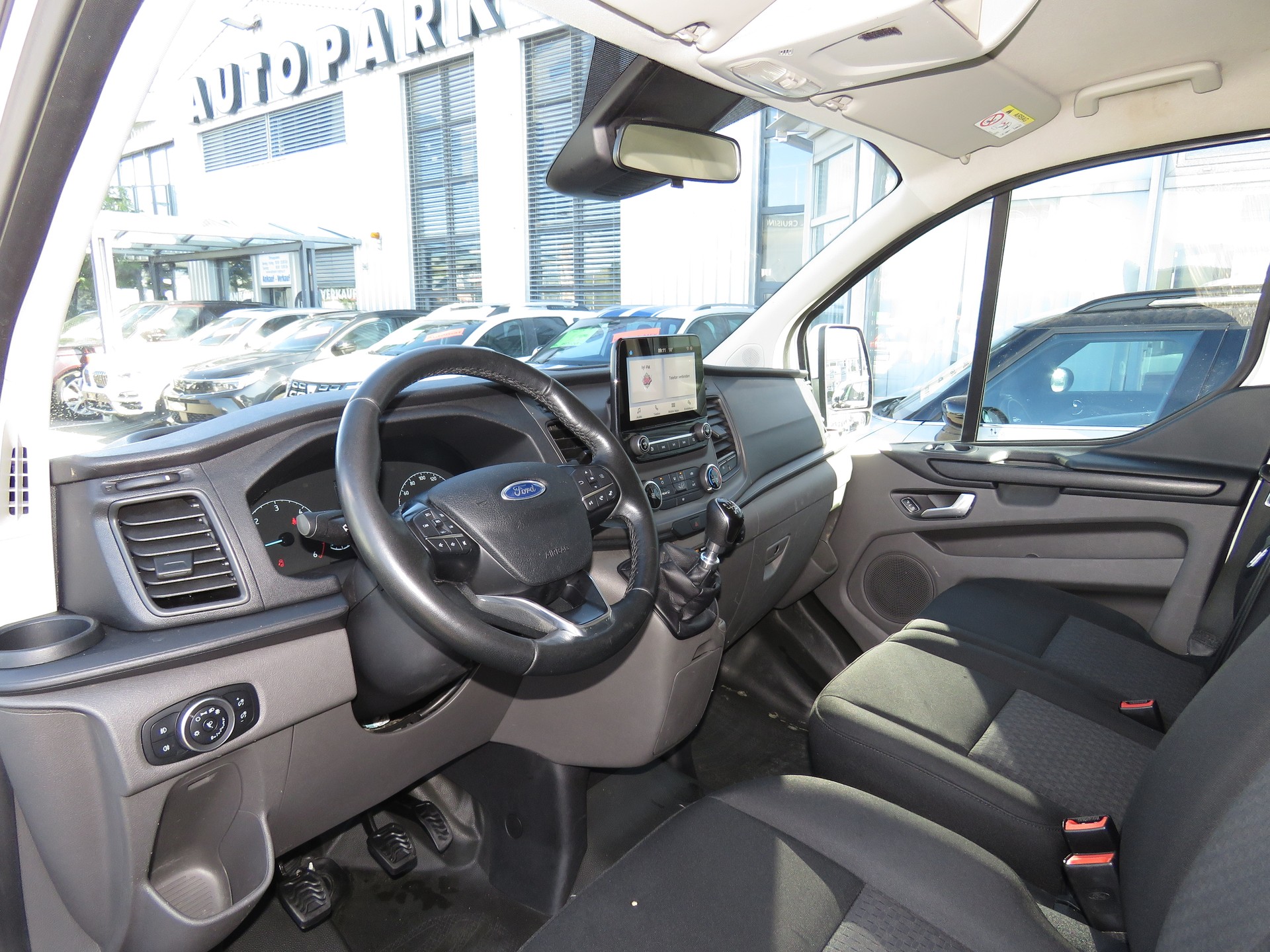 FORD Transit Custom Van 280 L1H1 Trend-image-6