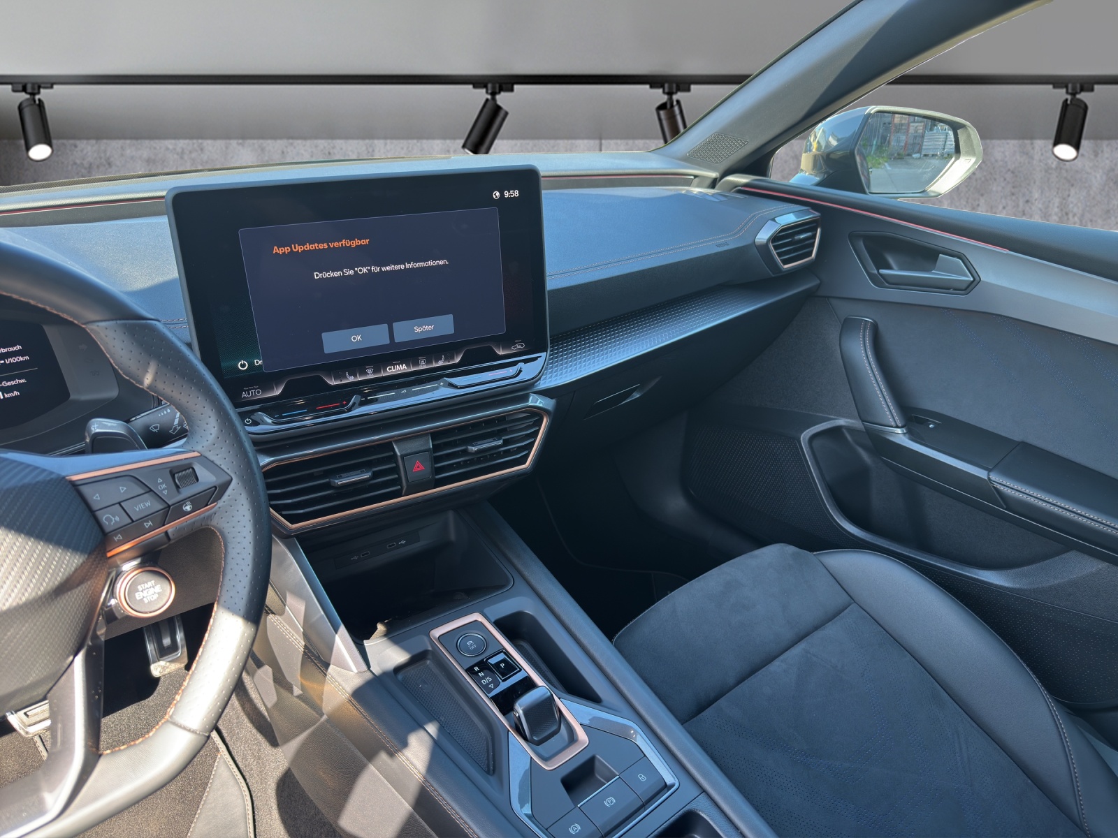 CUPRA LEON ST 2.0 TSI VZ DSG 4Drive-image-9