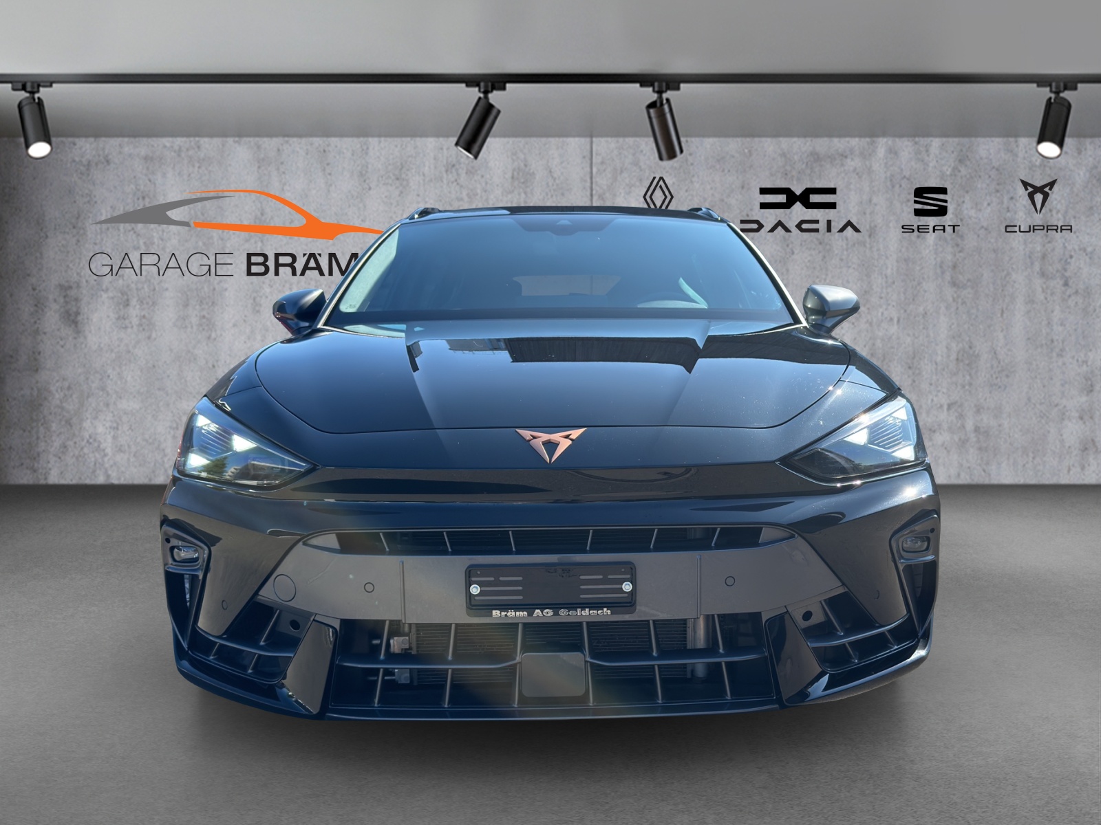 CUPRA LEON ST 2.0 TSI VZ DSG 4Drive-showroom-element-1
