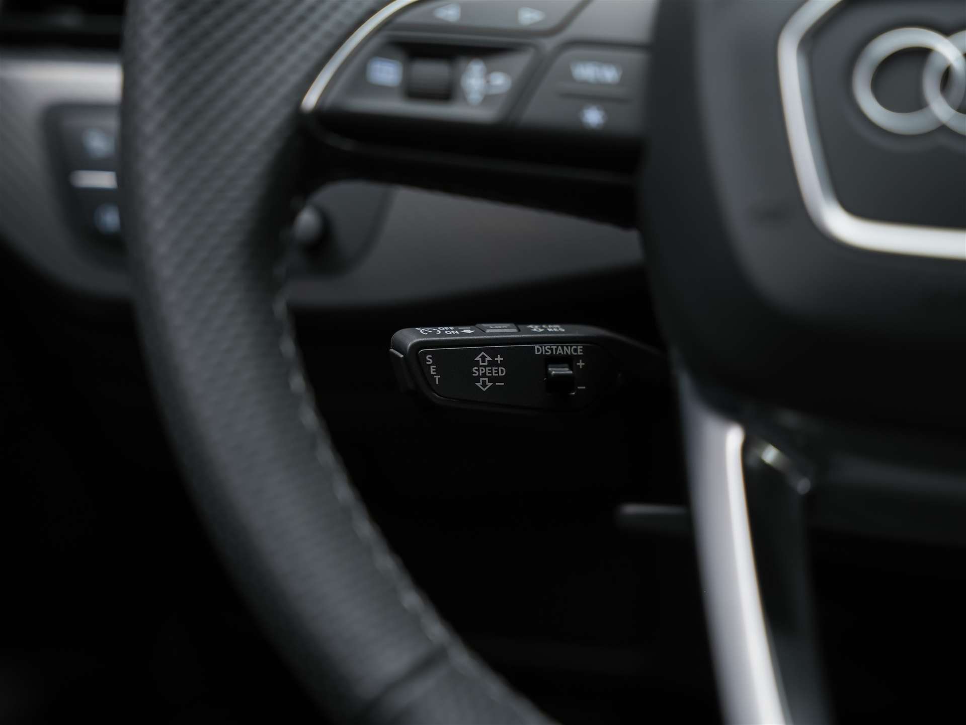 AUDI RS5 Sportback 2.9 TFSI quattro tiptronic *Assistenzpaket*21" Felgen*Massage*-image-27