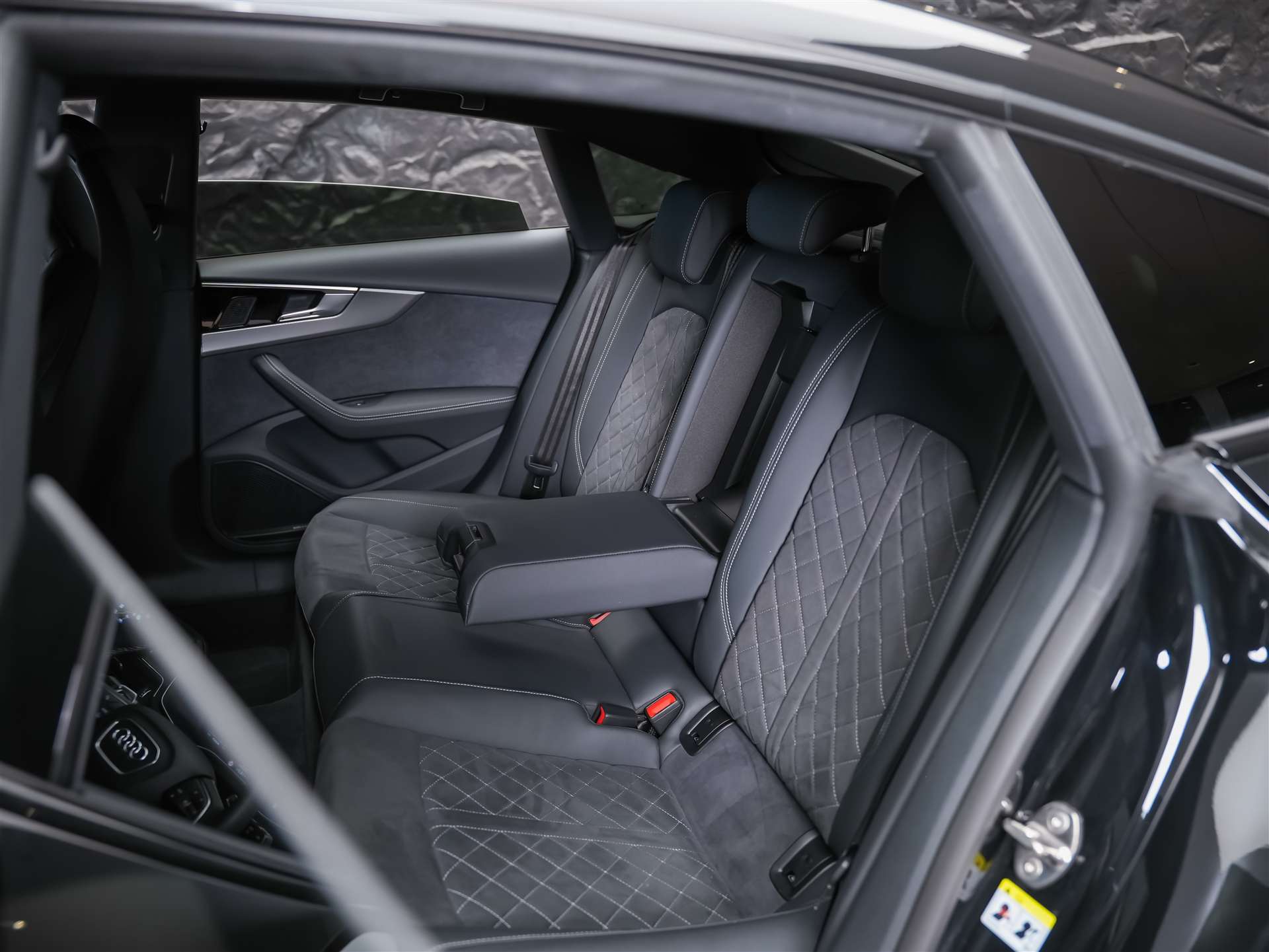AUDI RS5 Sportback 2.9 TFSI quattro tiptronic *Assistenzpaket*21" Felgen*Massage*-image-13