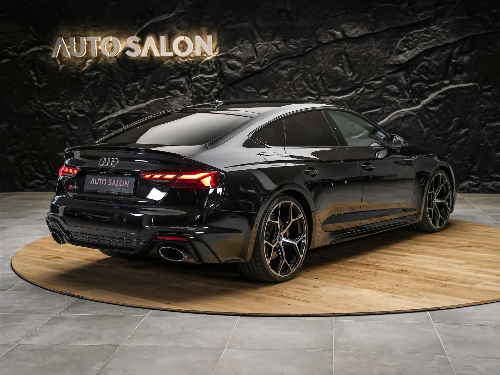 AUDI RS5 Sportback 2.9 TFSI quattro tiptronic *Assistenzpaket*21" Felgen*Massage*-image-4