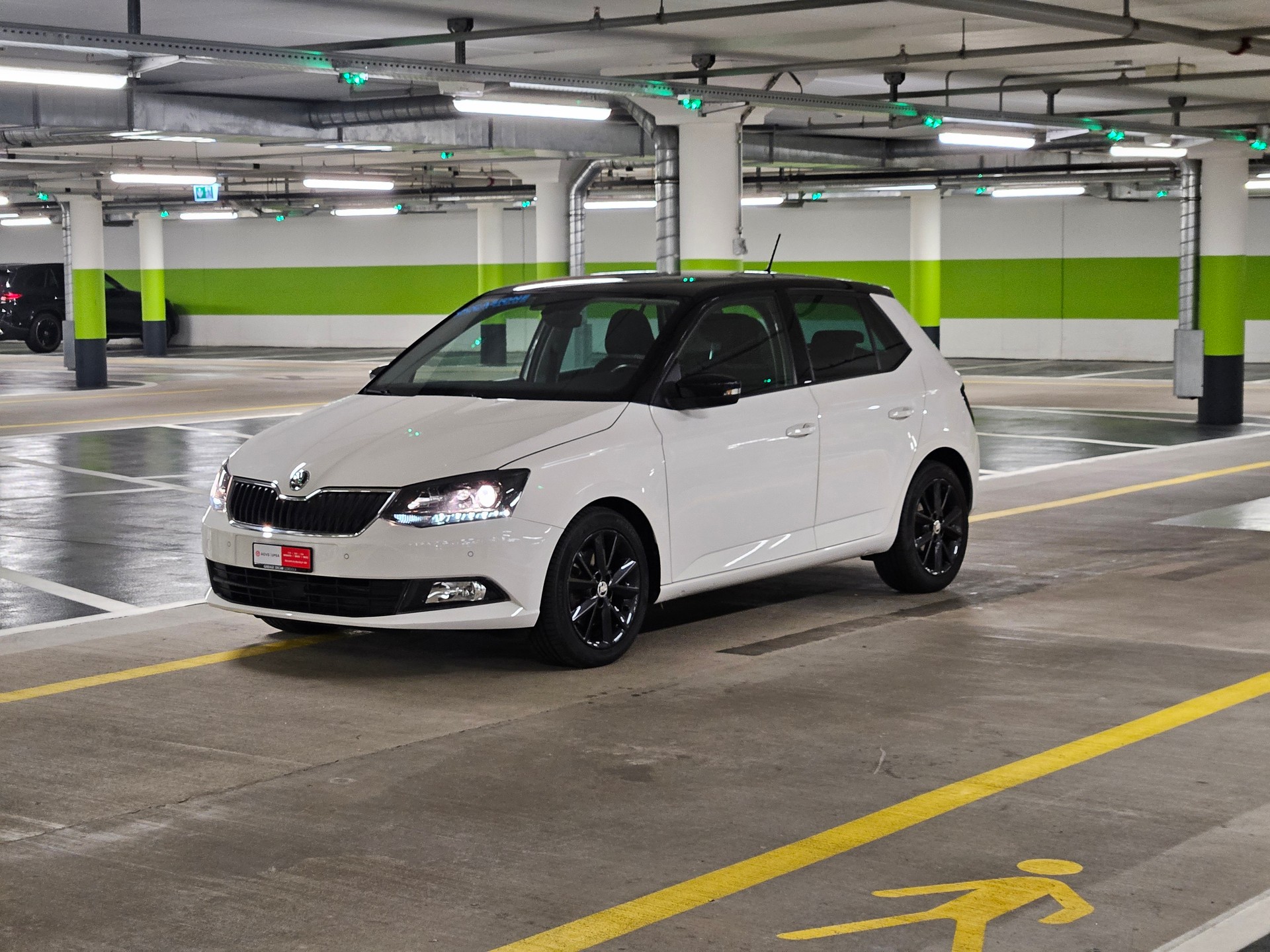 SKODA 1.2 TSI Style-image-0
