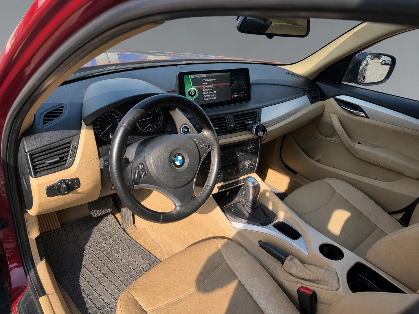 BMW X1 xDrive 23d Steptronic*FRISCH SERVICE*AB MFK* AHK*-image-8