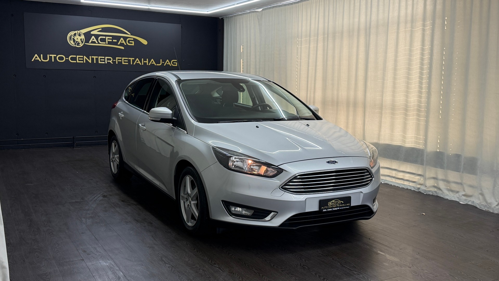 FORD Focus 1.0 SCTi Business-image-2