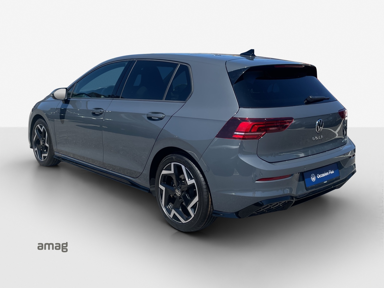 VW Golf 1.5 e TSI mHEV R-Line DSG-image-2